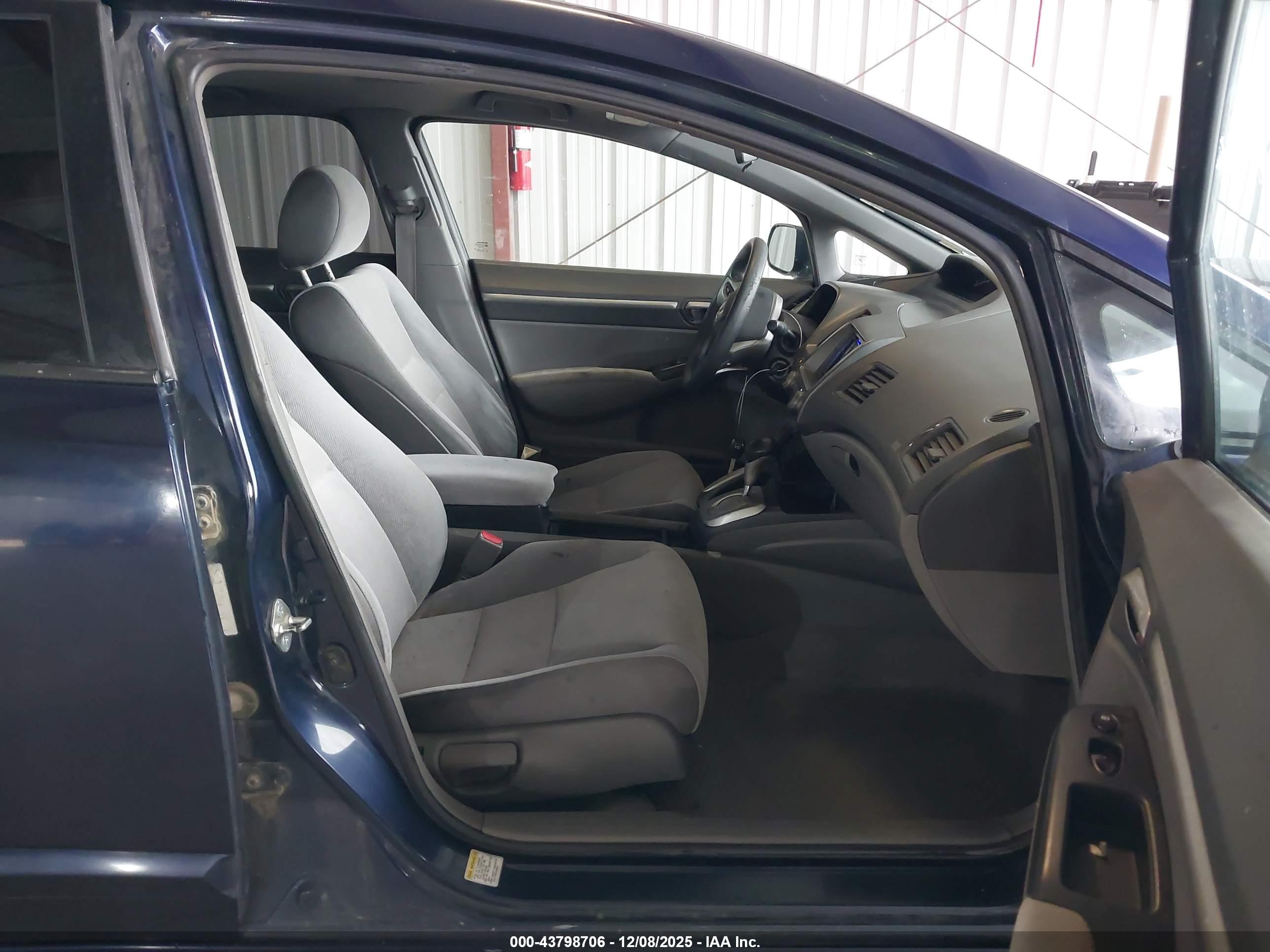 HONDA CIVIC image 5