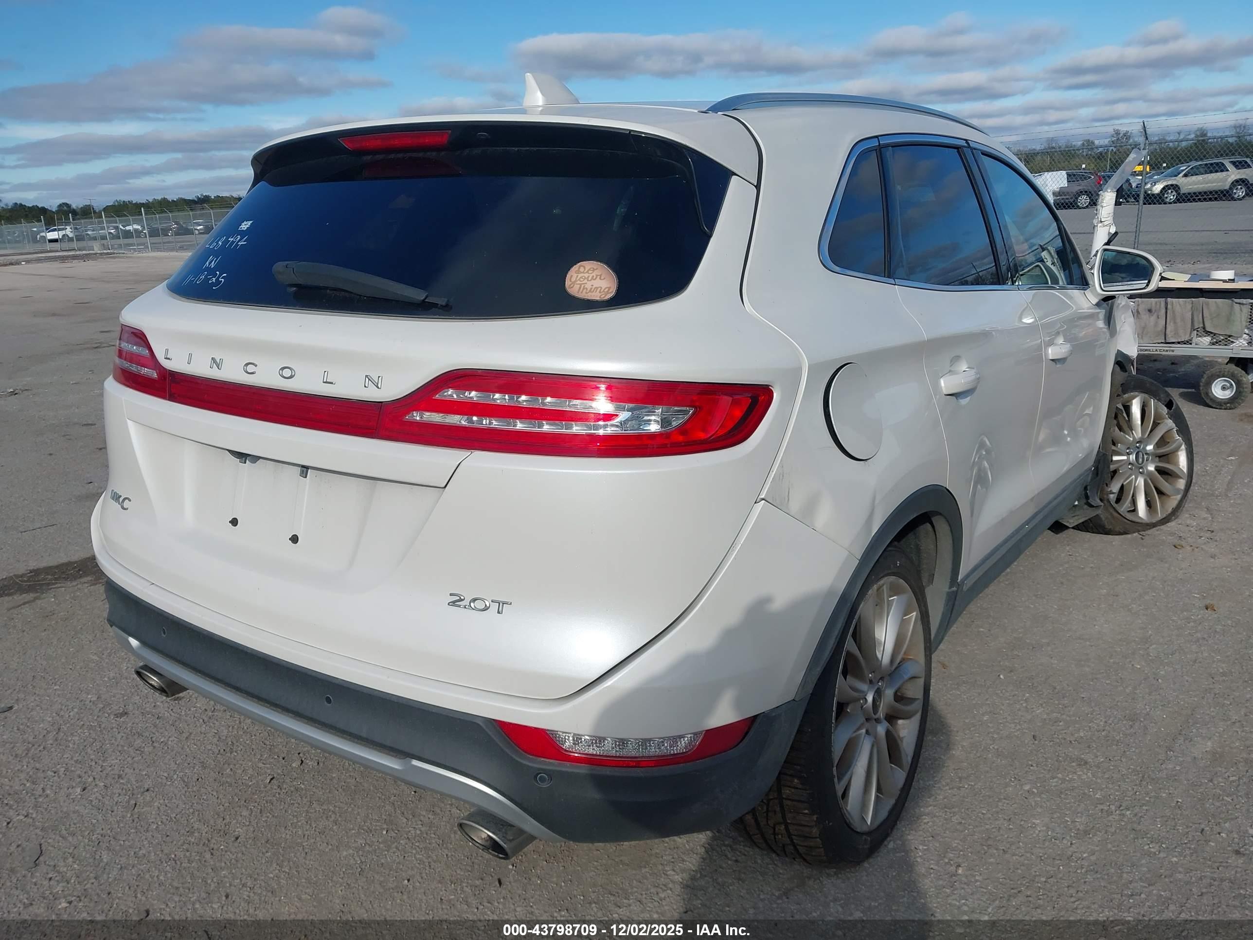 LINCOLN MKC image 4