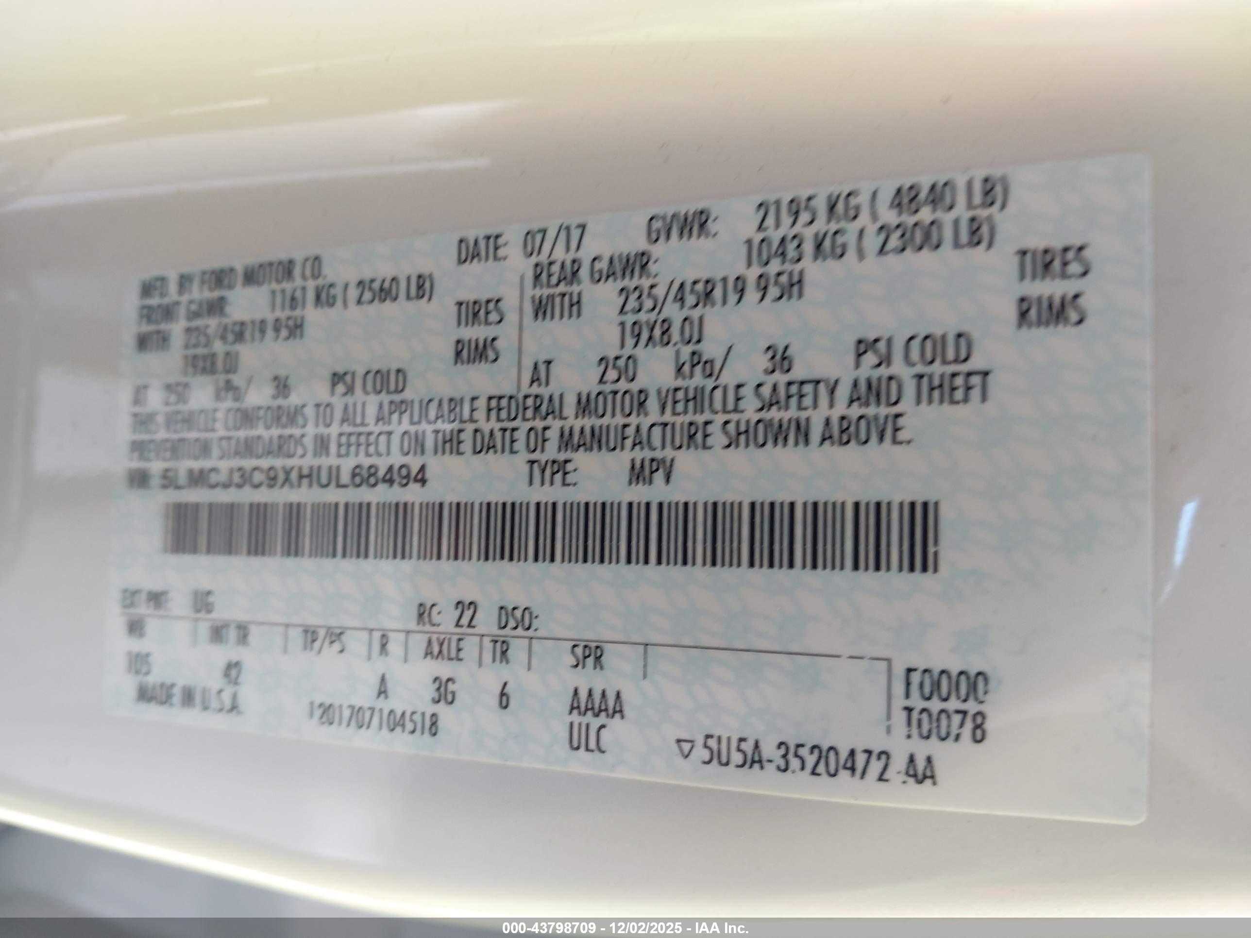 LINCOLN MKC image 9