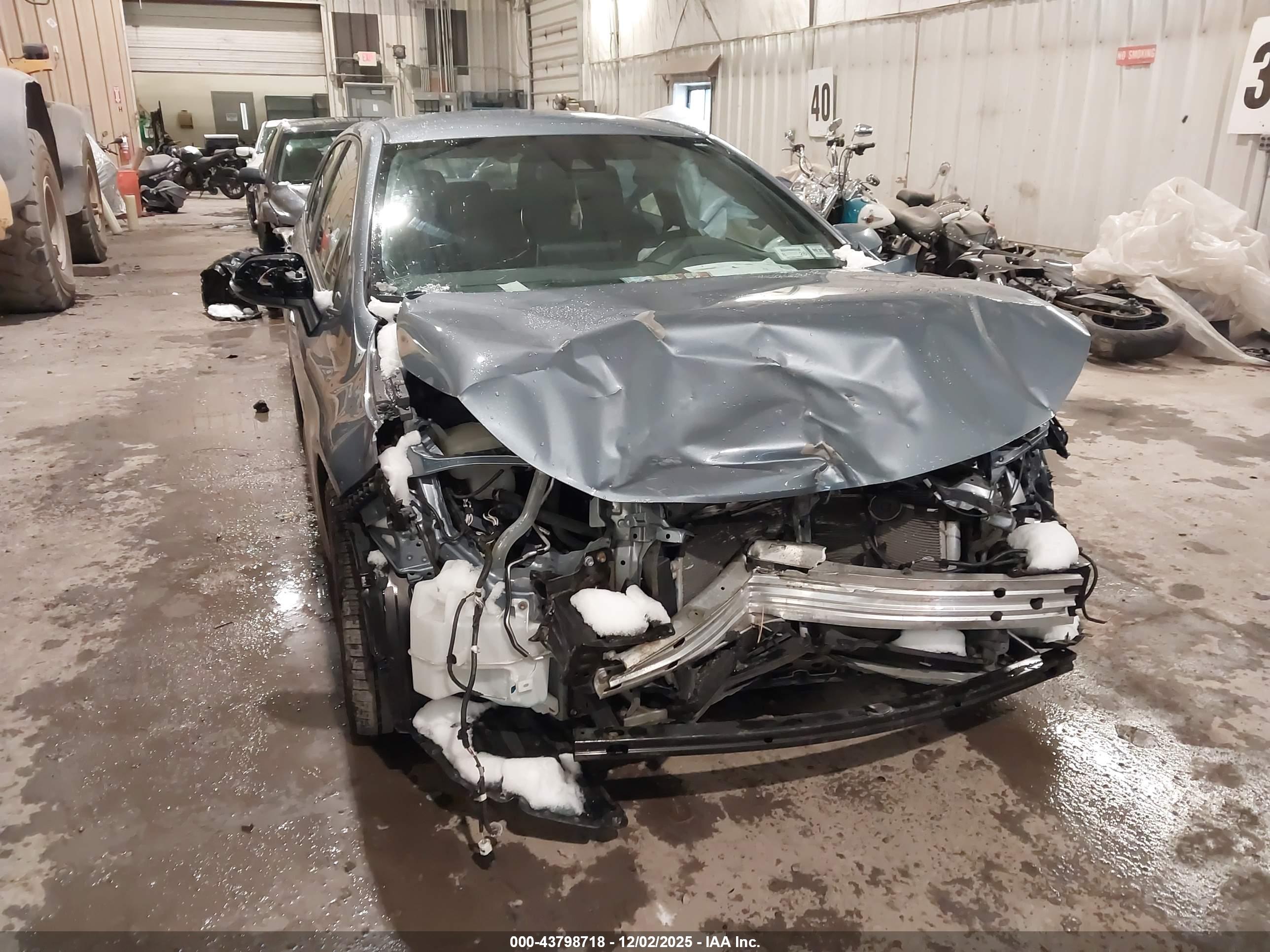 TOYOTA COROLLA image 6