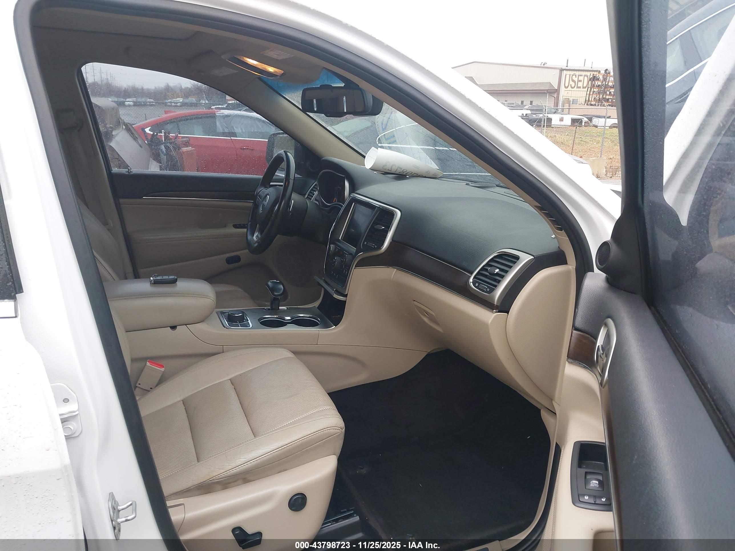 JEEP GRAND image 5