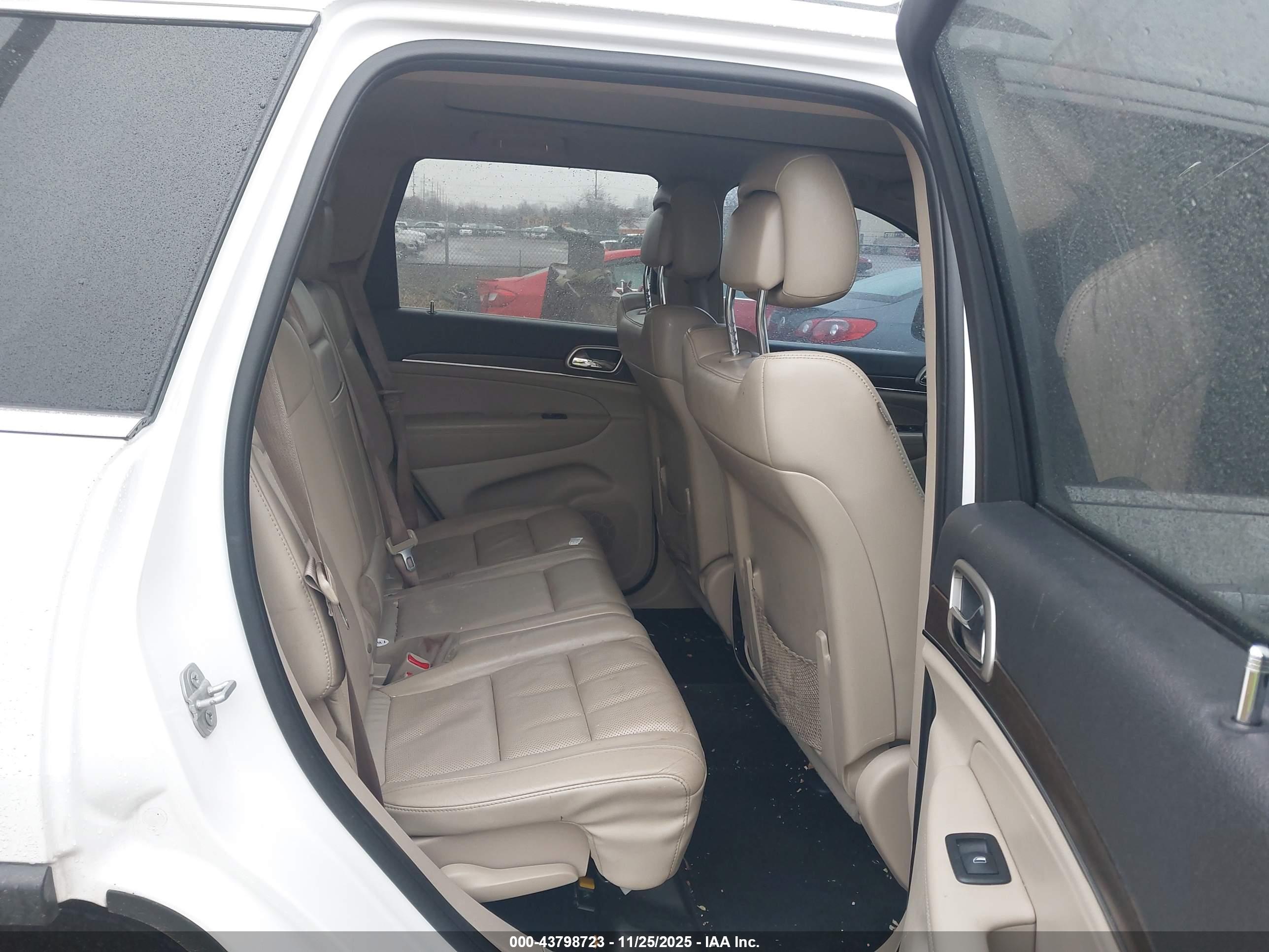 JEEP GRAND image 8