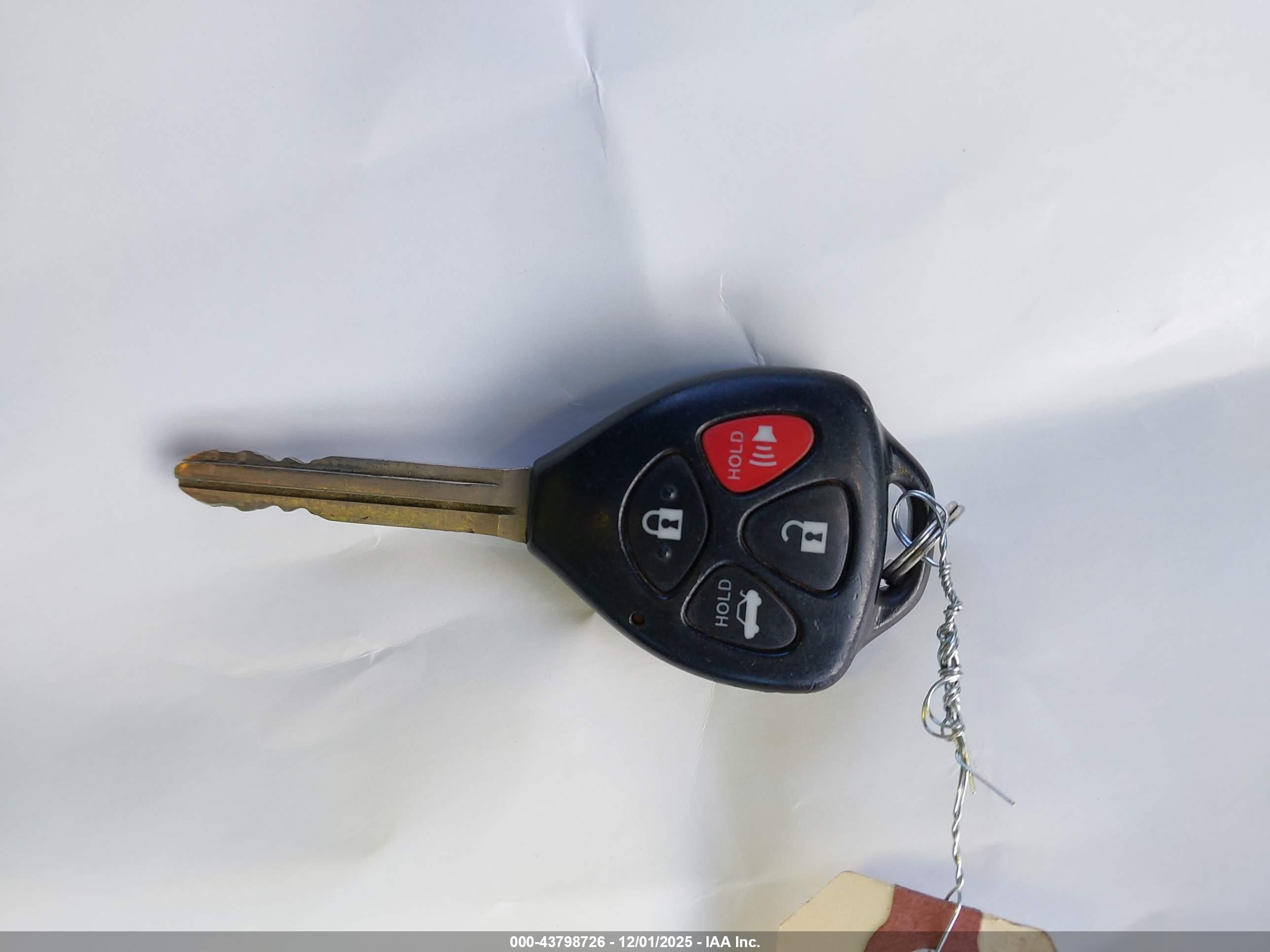 TOYOTA COROLLA image 11