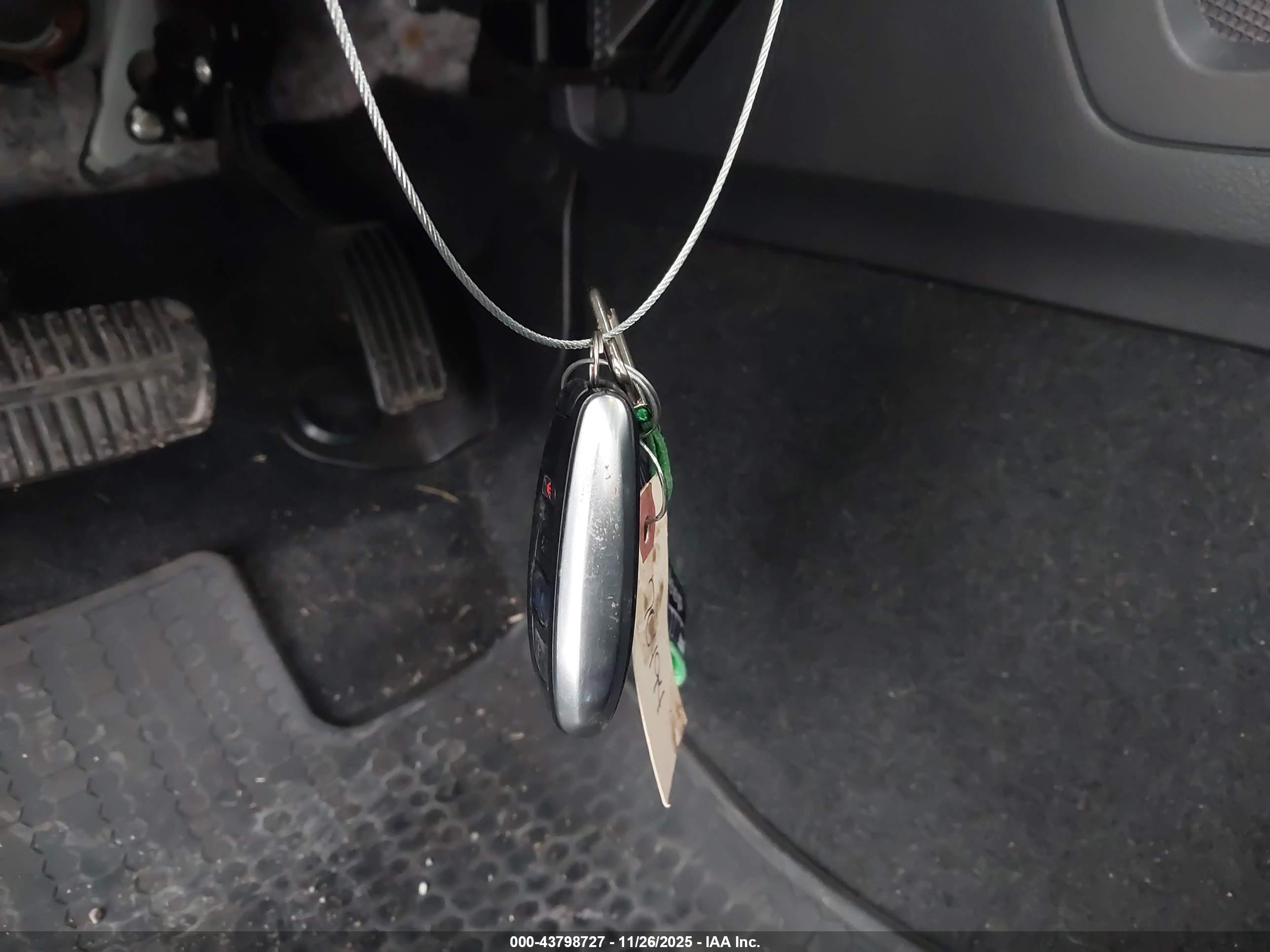 SUBARU FORESTER image 11