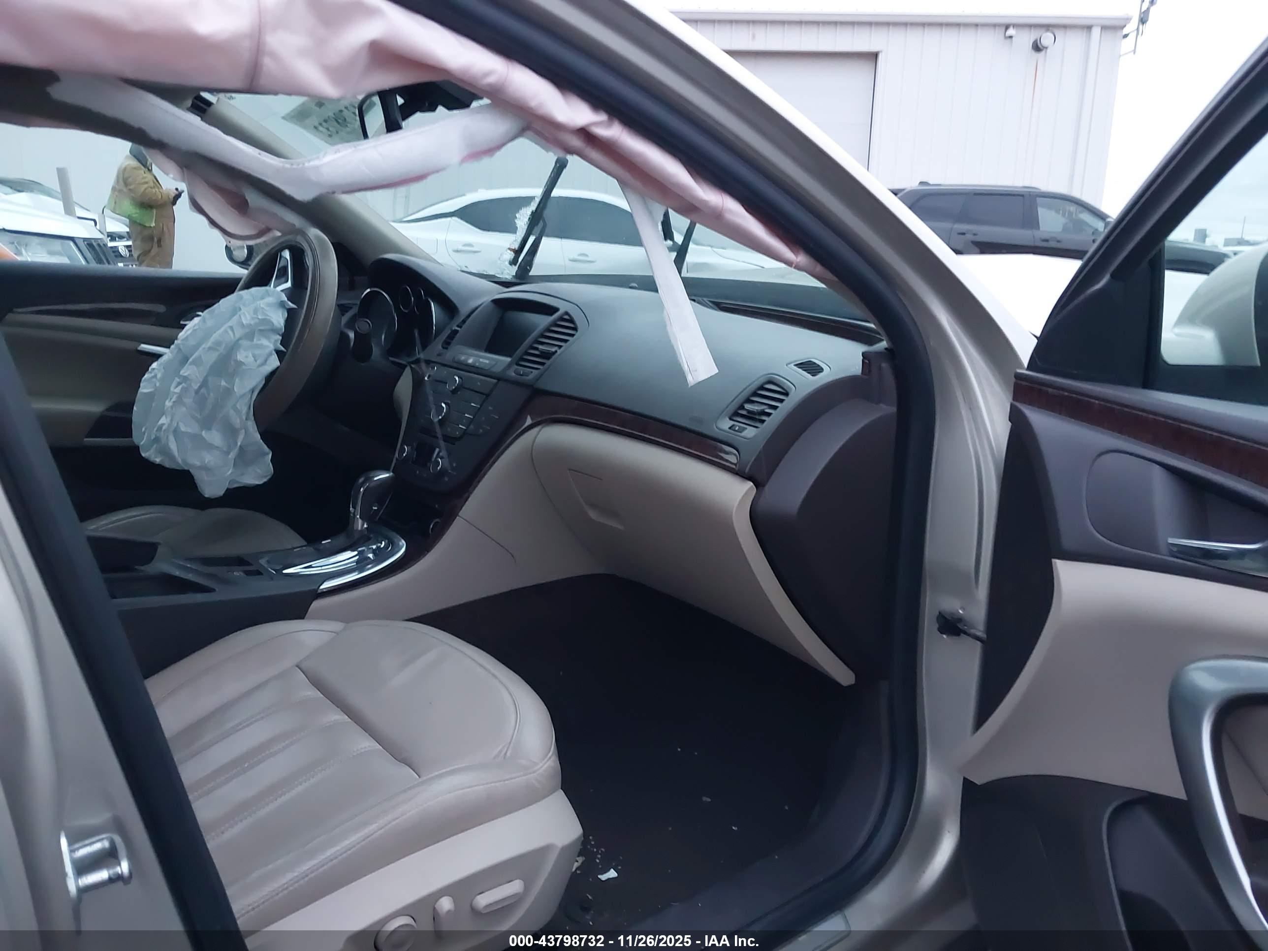 BUICK REGAL image 5