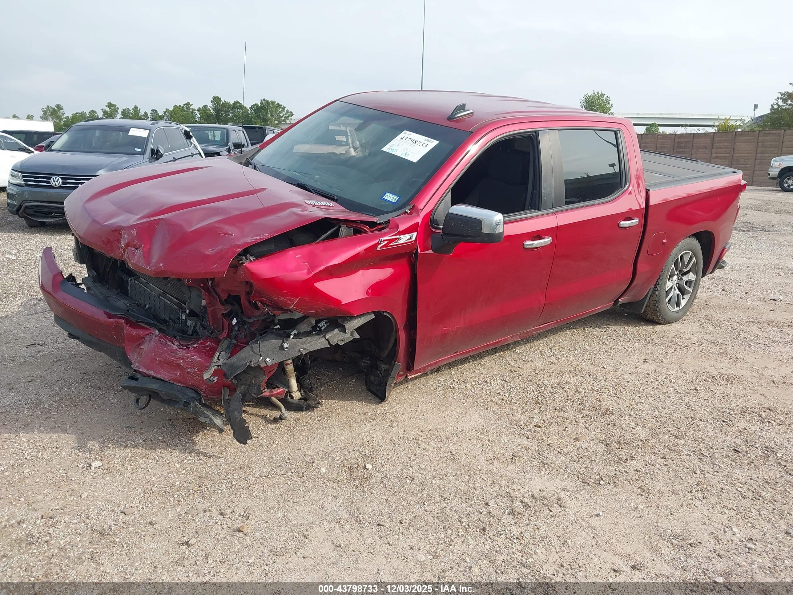 CHEVROLET SILVERADO image 2
