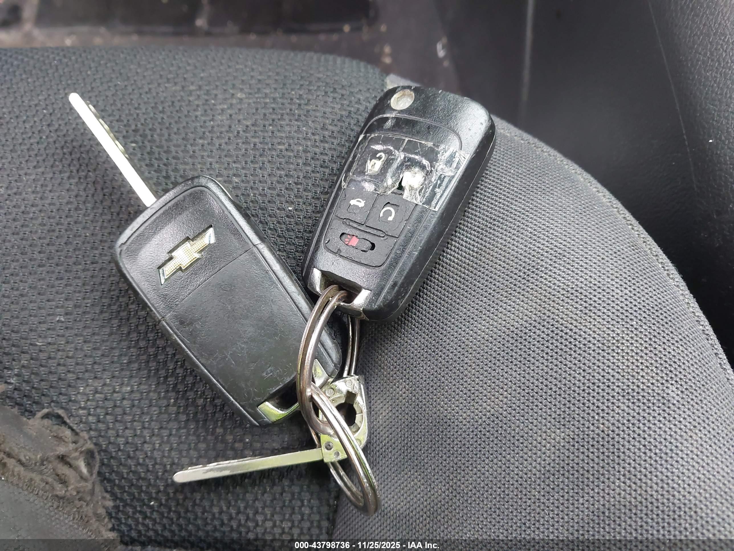 CHEVROLET CRUZE image 11