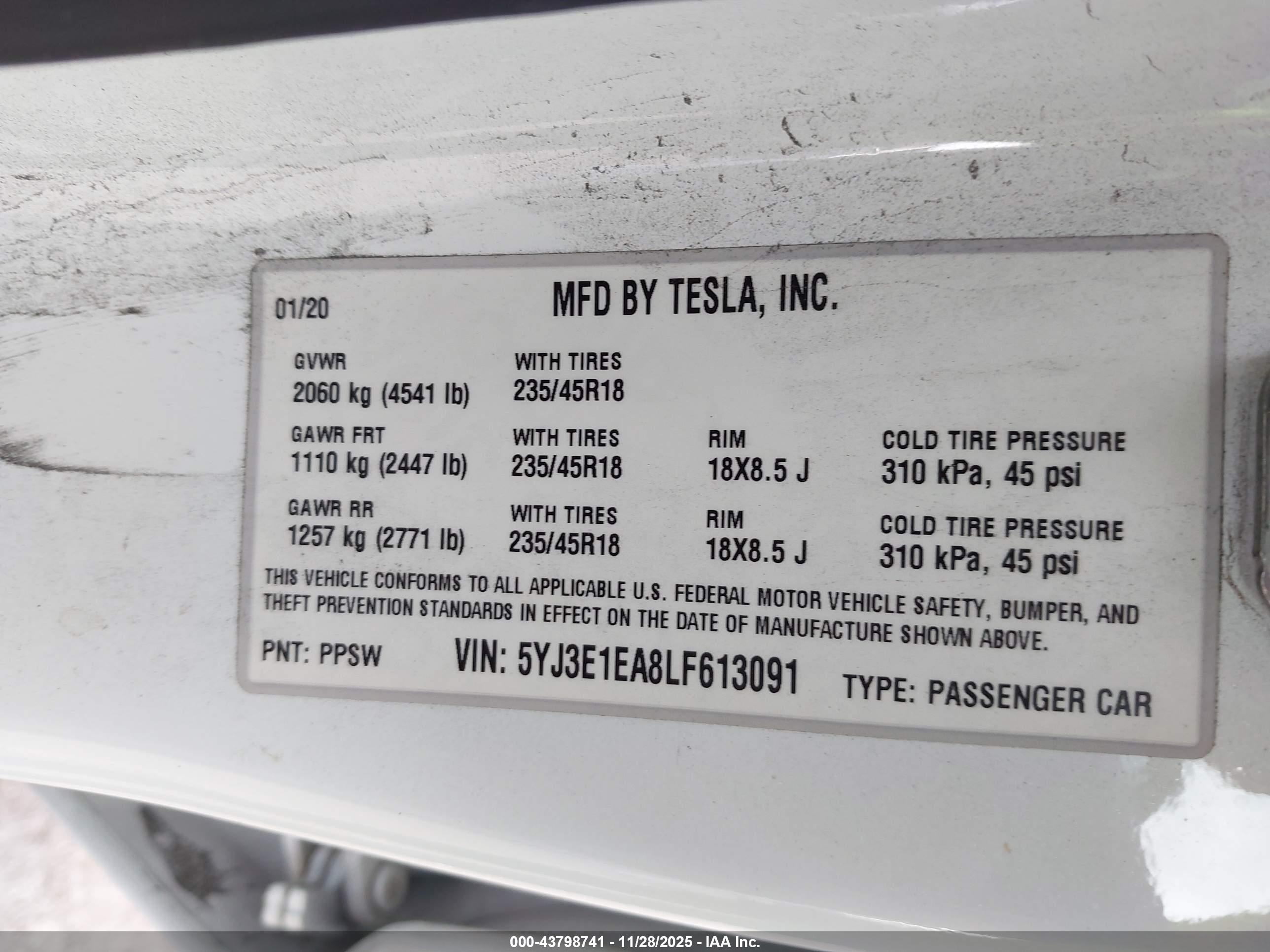 TESLA MODEL image 9