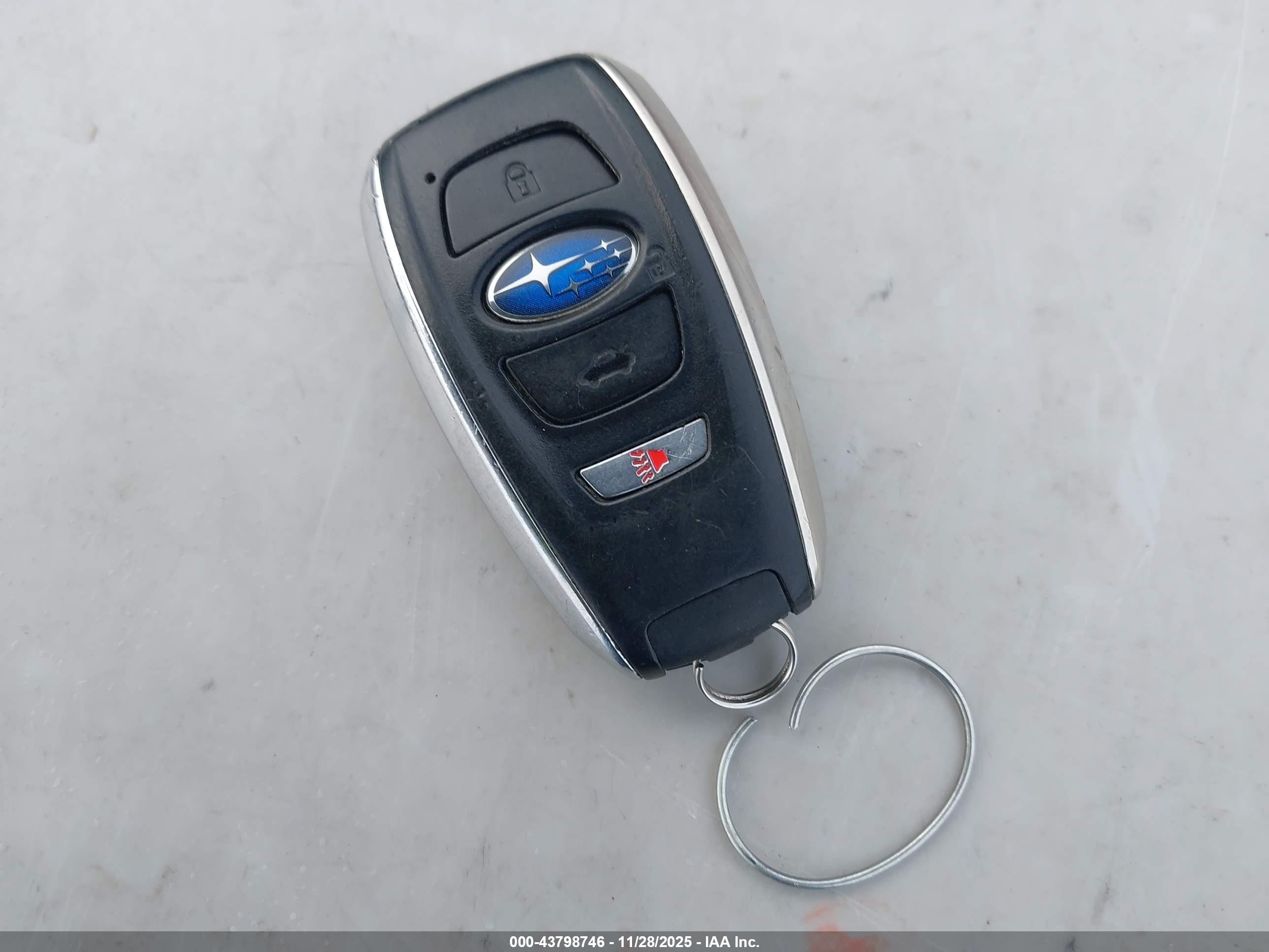SUBARU ASCENT image 11