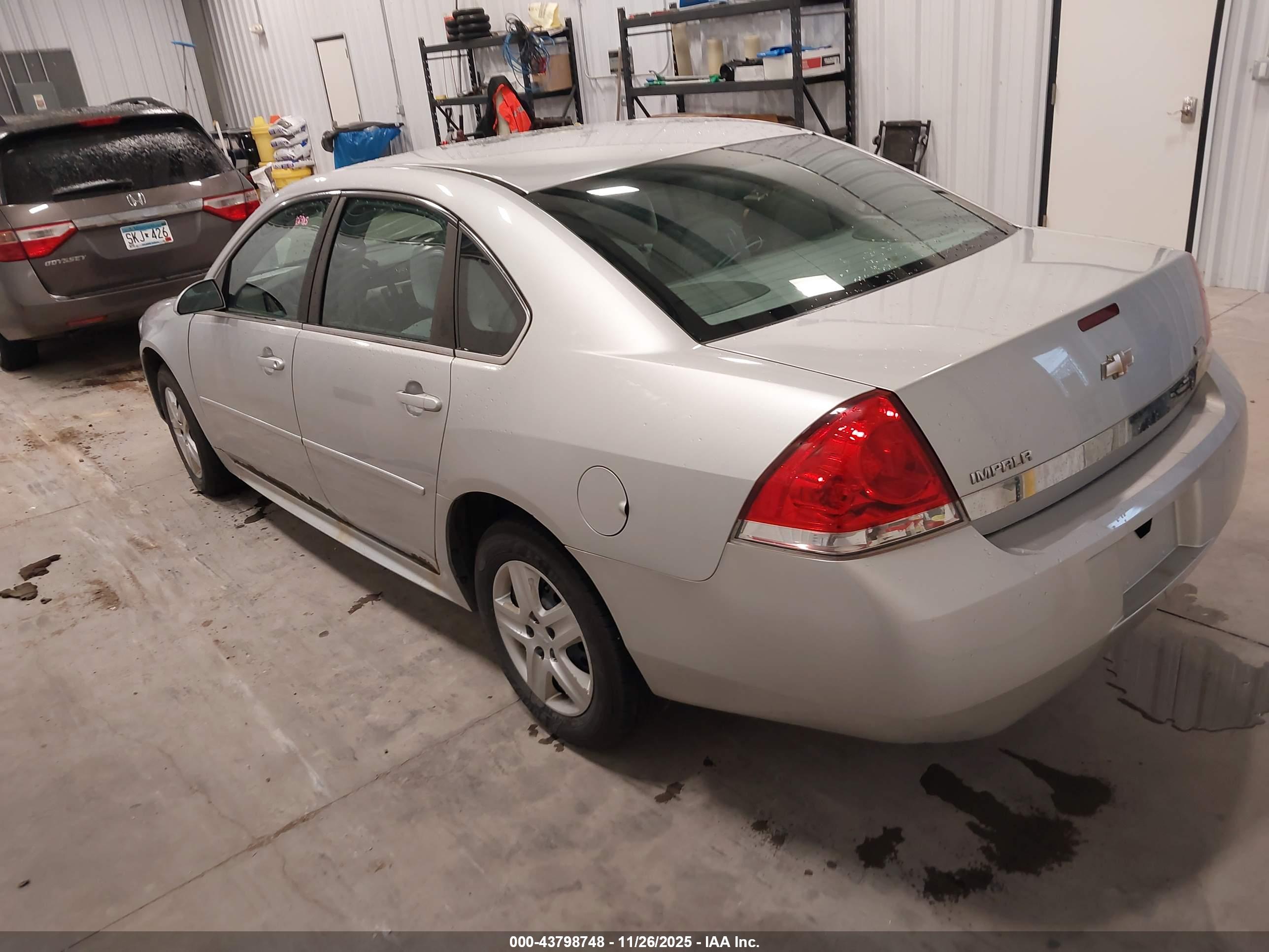 CHEVROLET IMPALA image 3