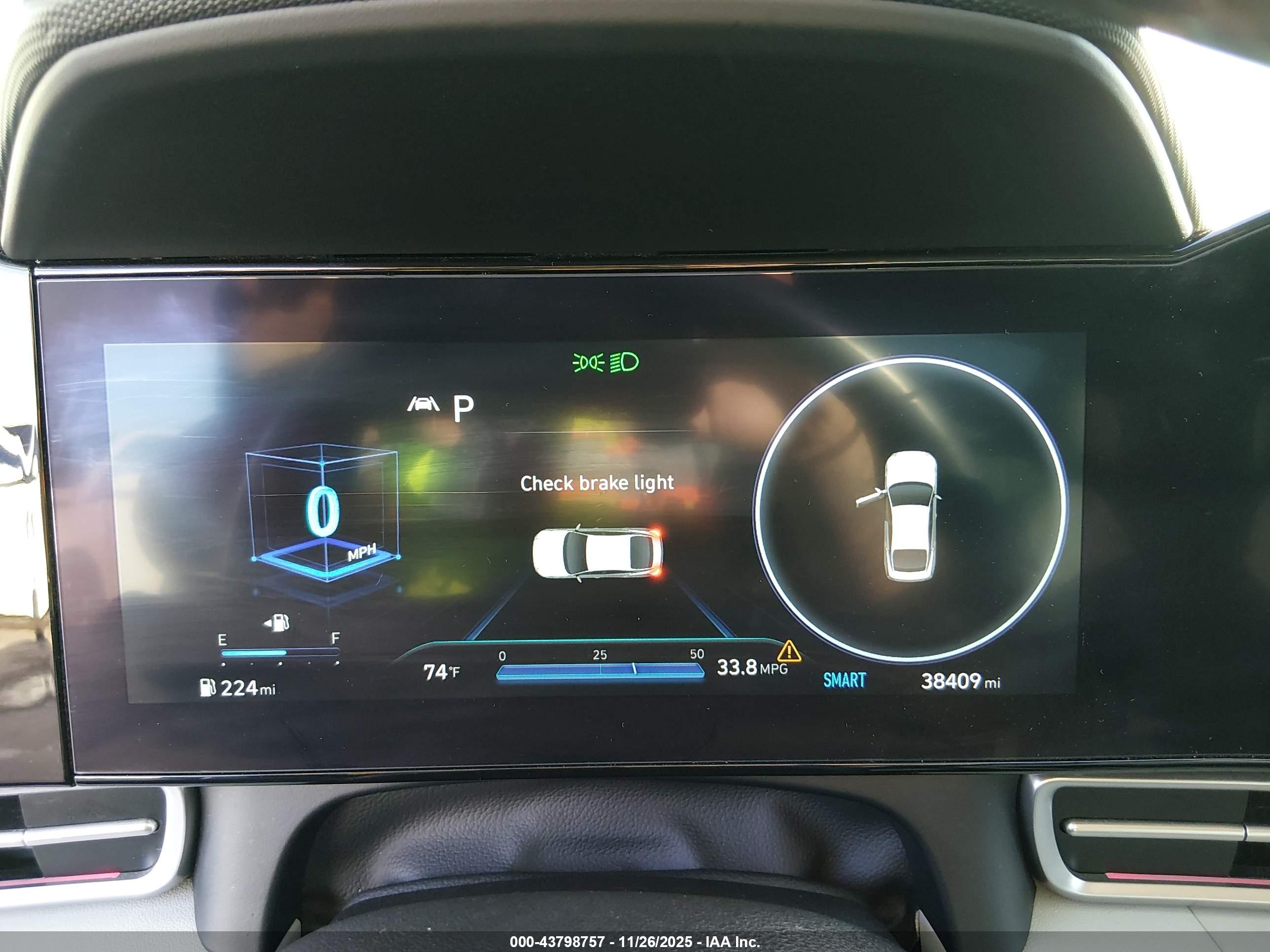 HYUNDAI ELANTRA image 7