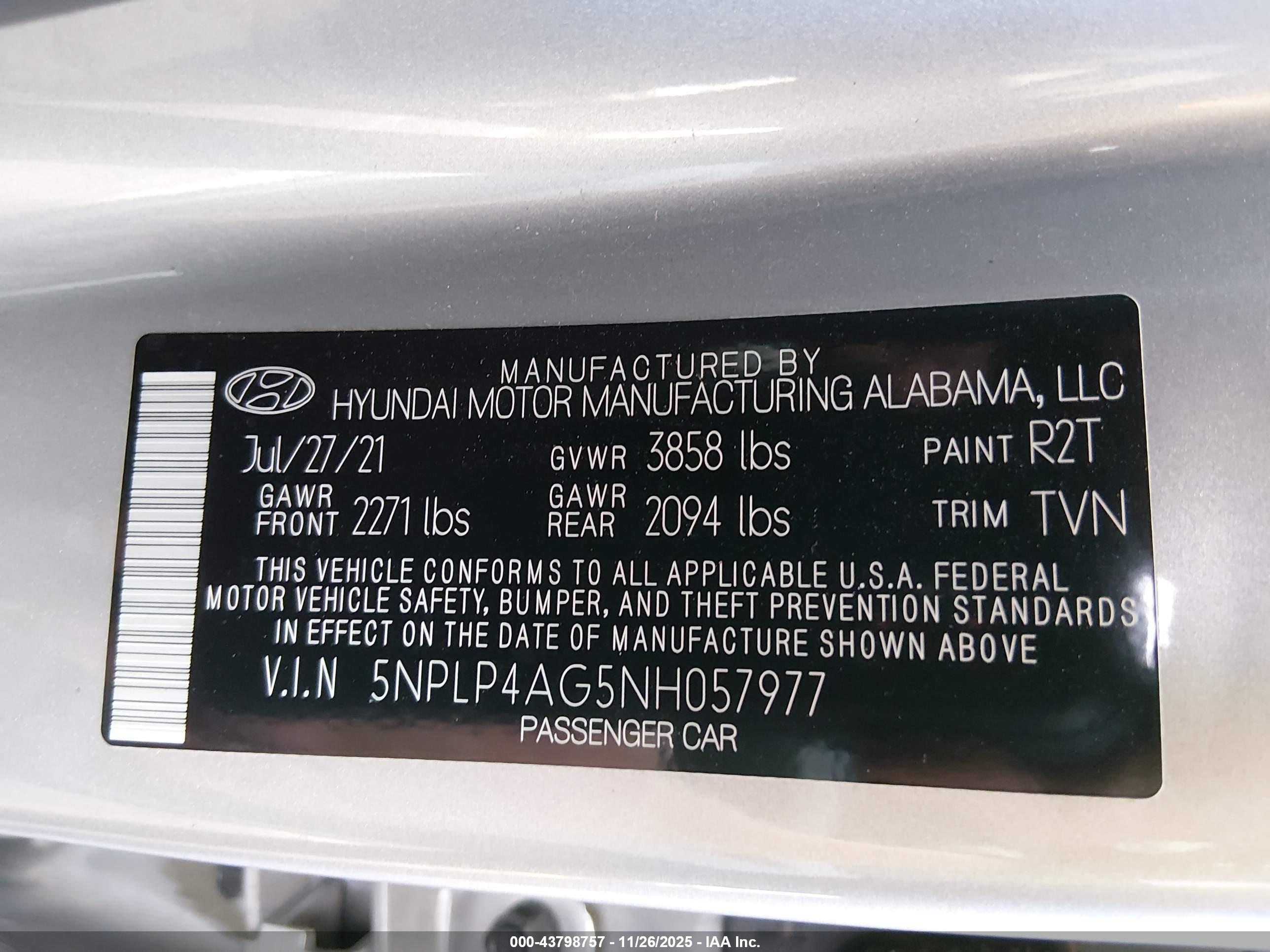 HYUNDAI ELANTRA image 9