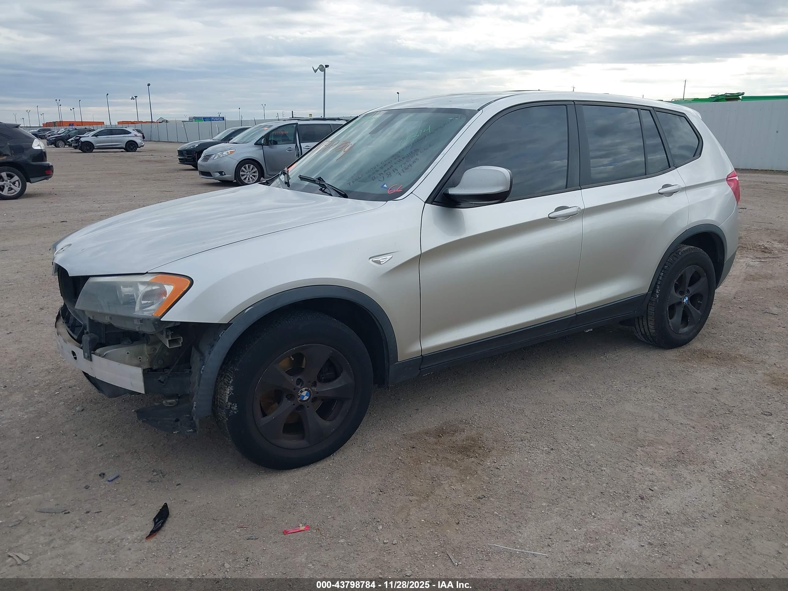 BMW X3 image 2