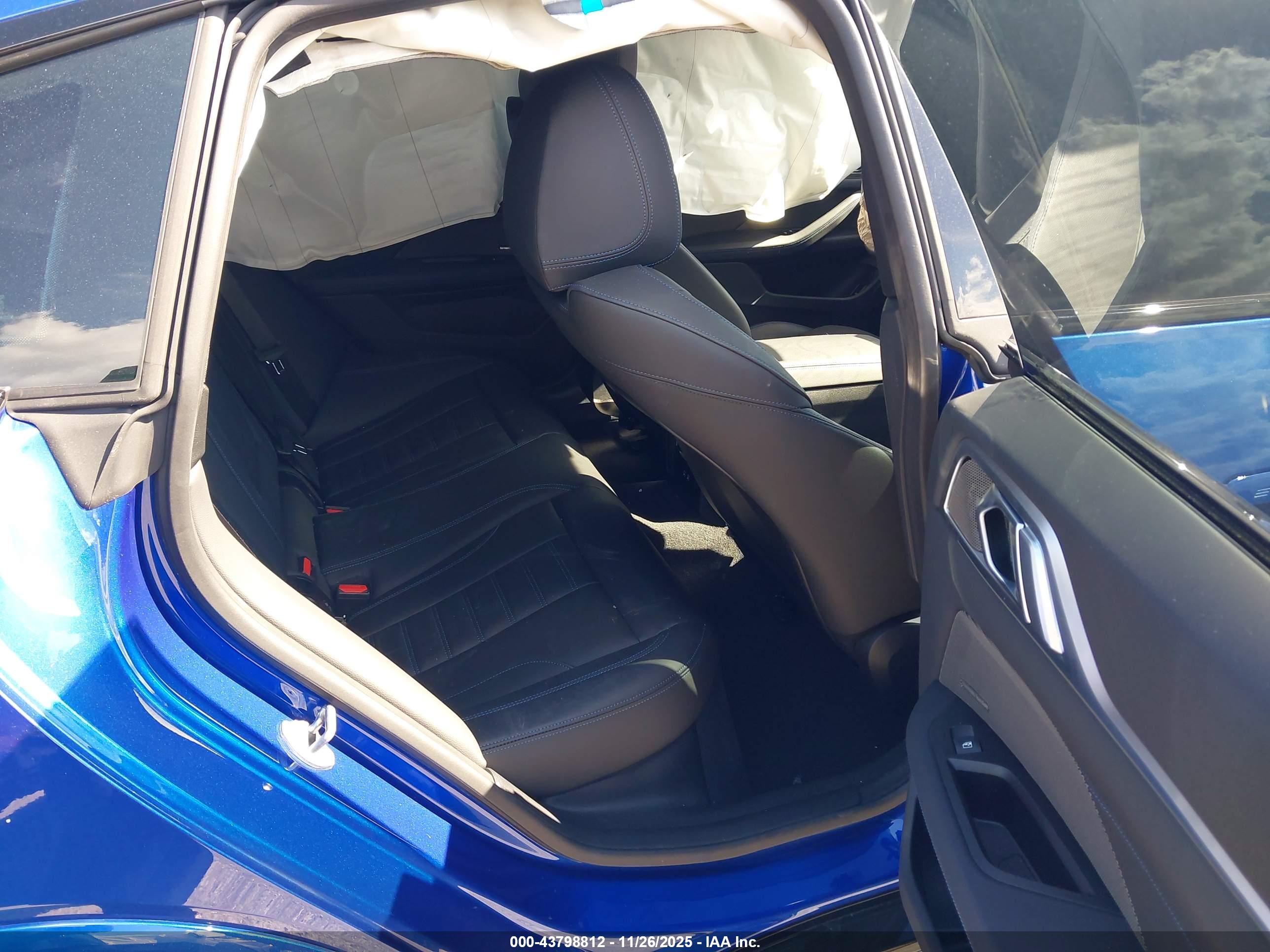 BMW I4 image 8