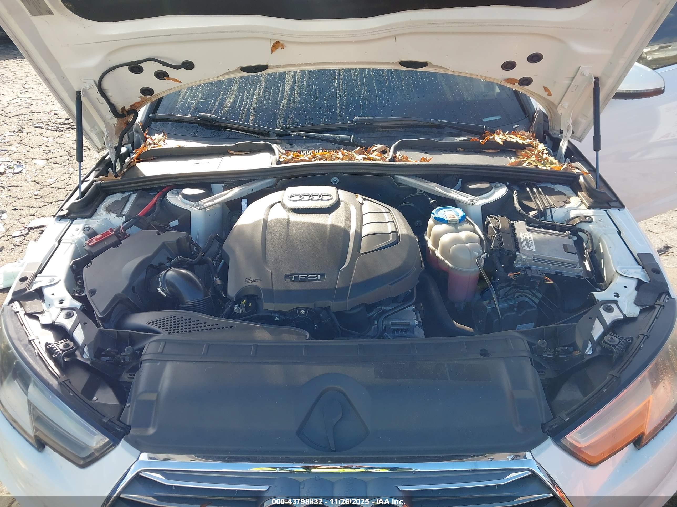 AUDI A4 image 10