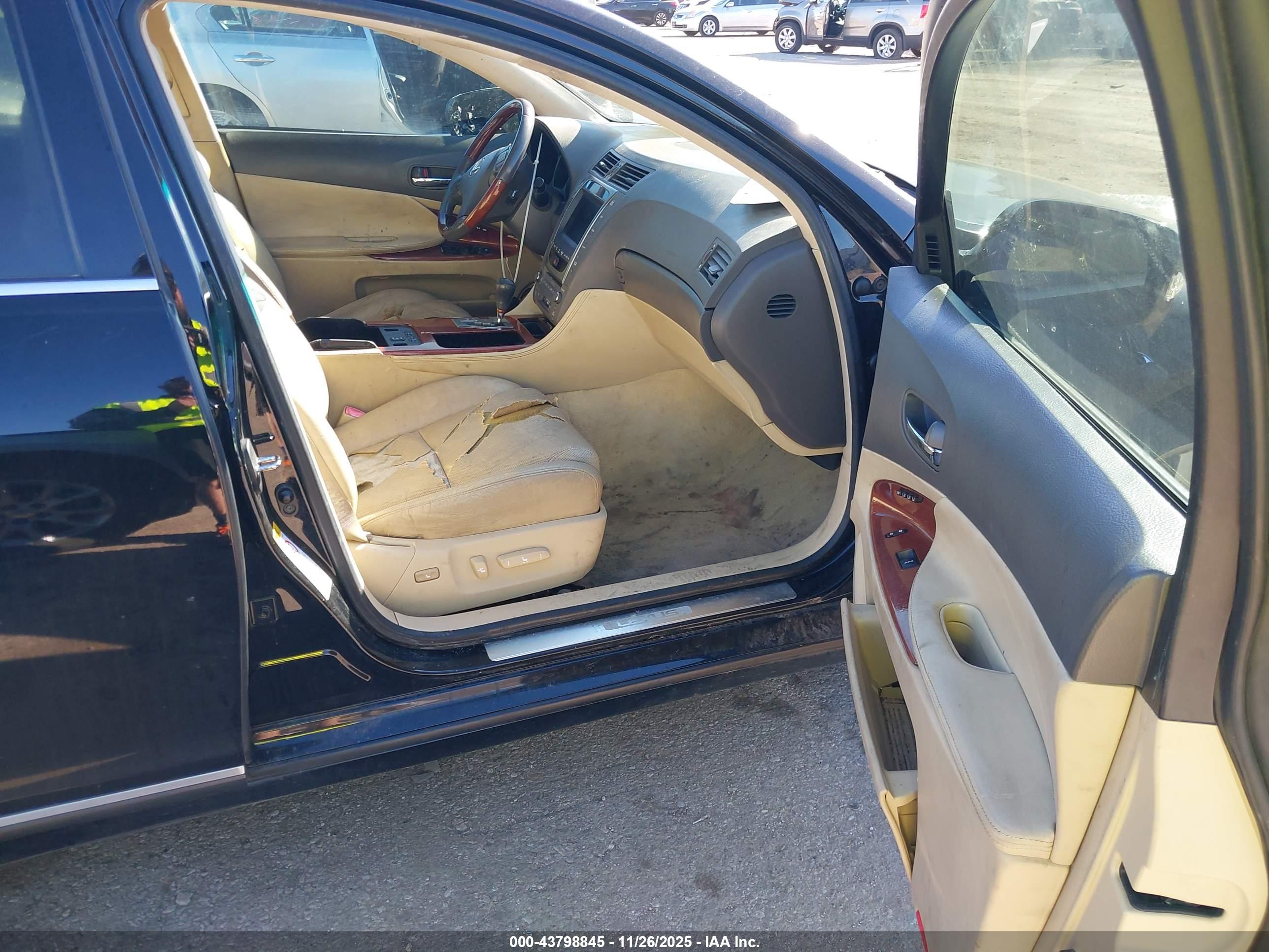 LEXUS GS image 5