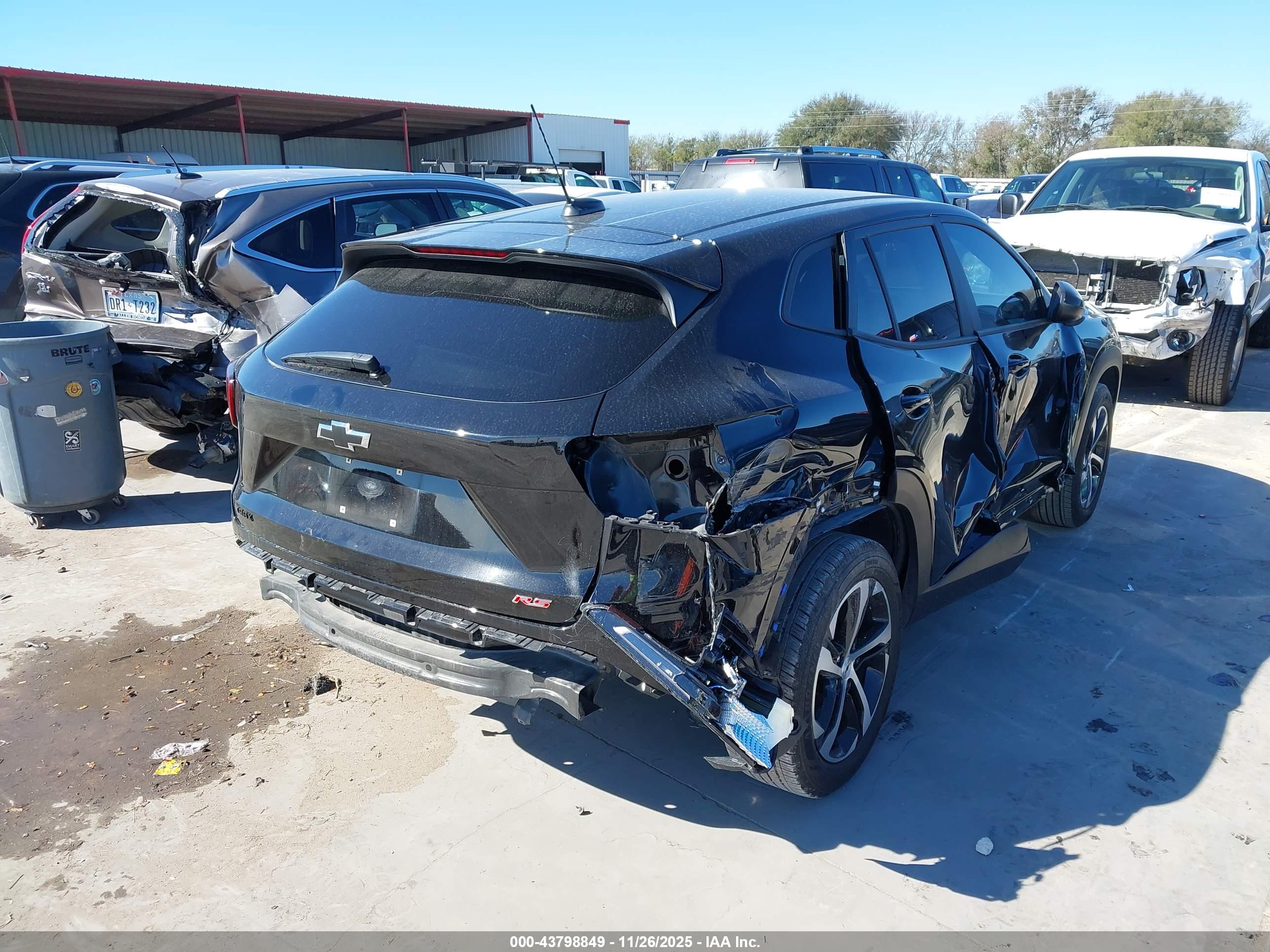 CHEVROLET TRAX image 4