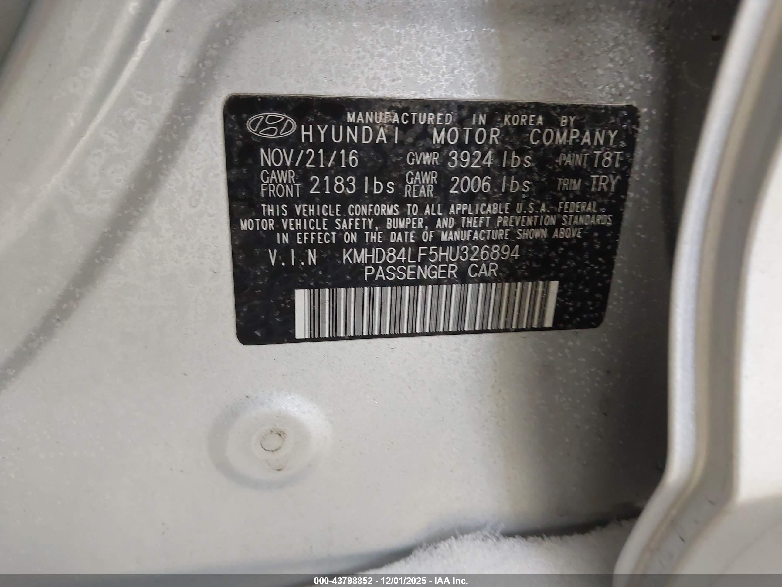 HYUNDAI ELANTRA image 9