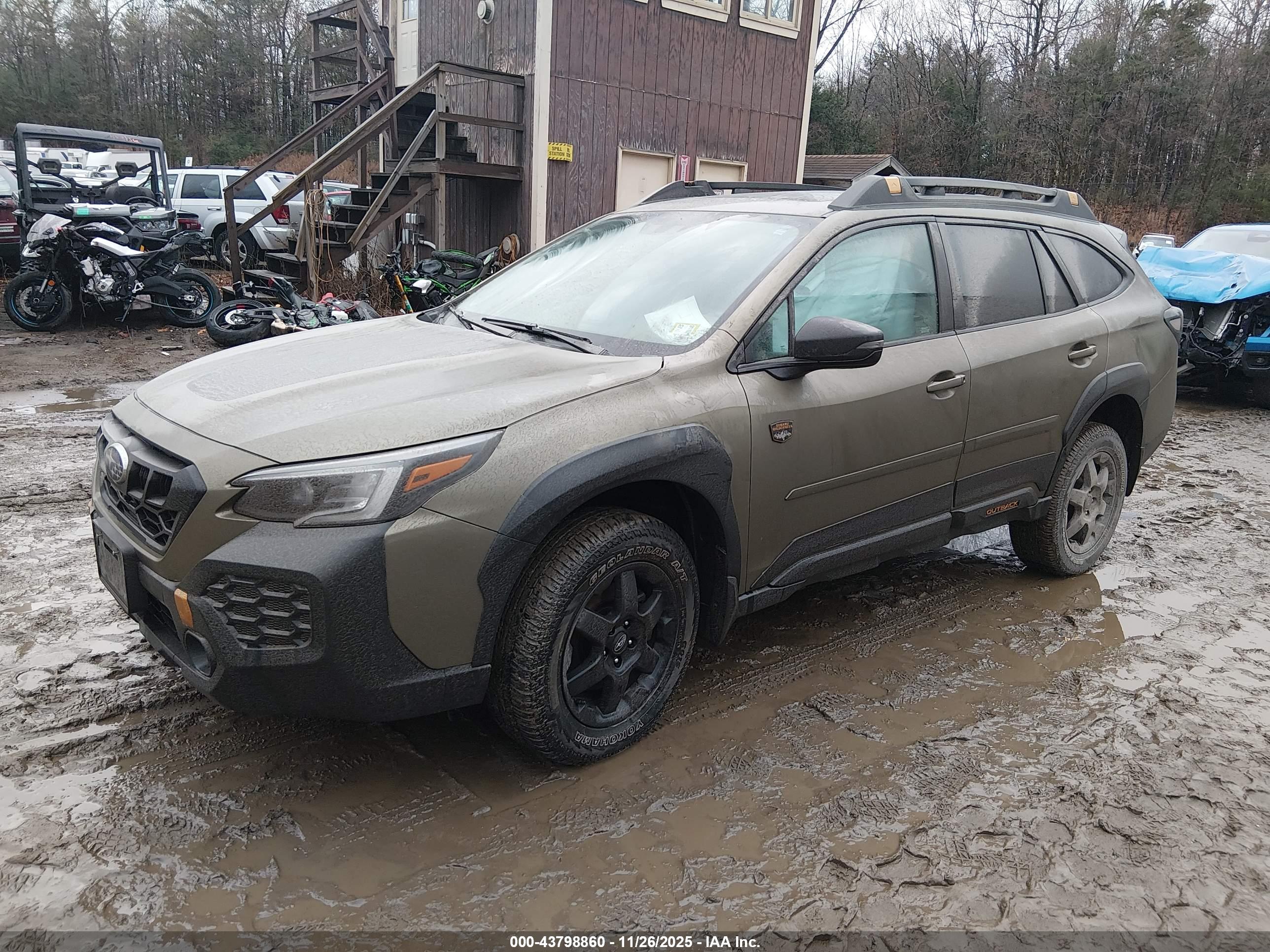 SUBARU OUTBACK image 2