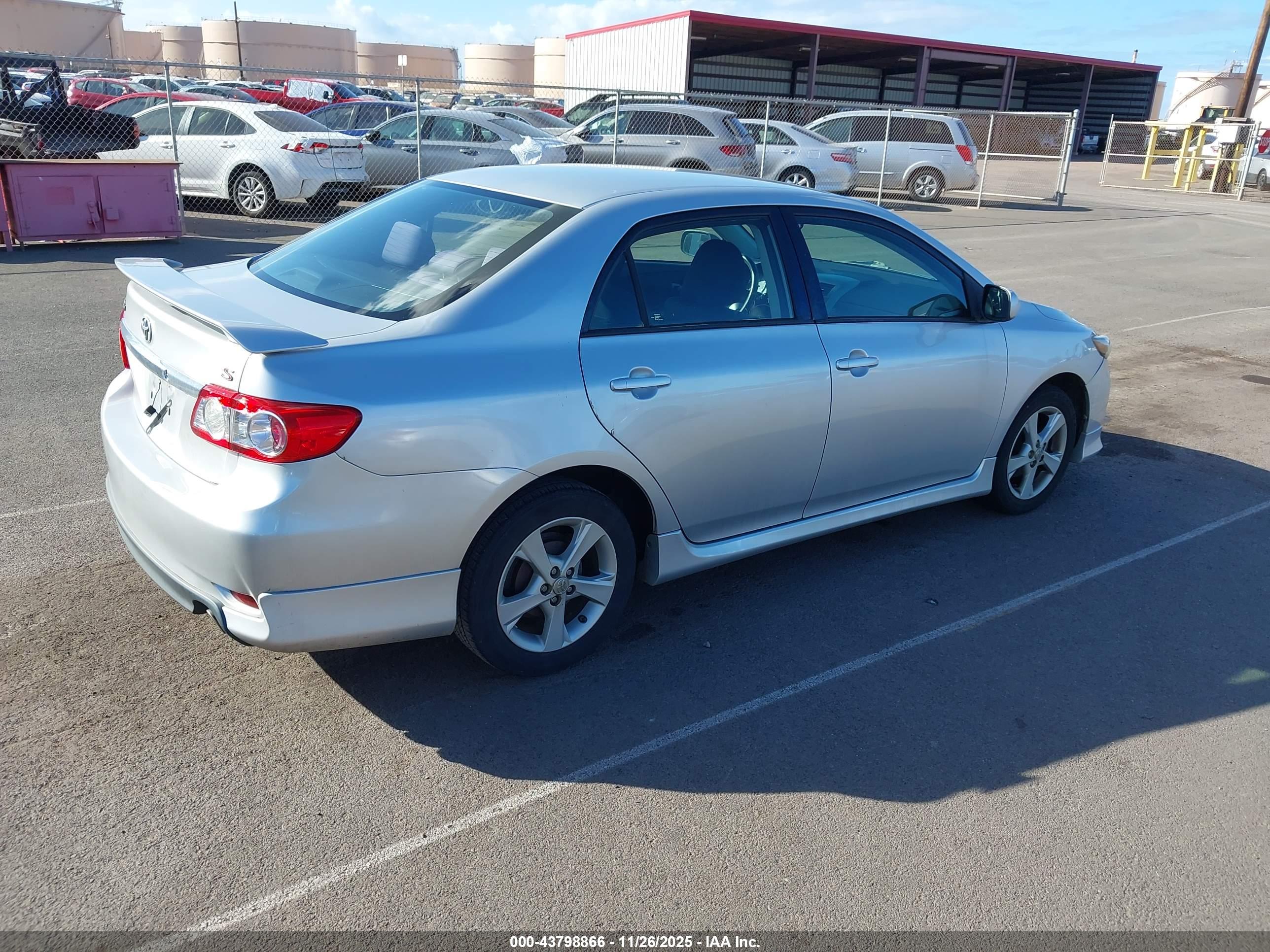 TOYOTA COROLLA image 4