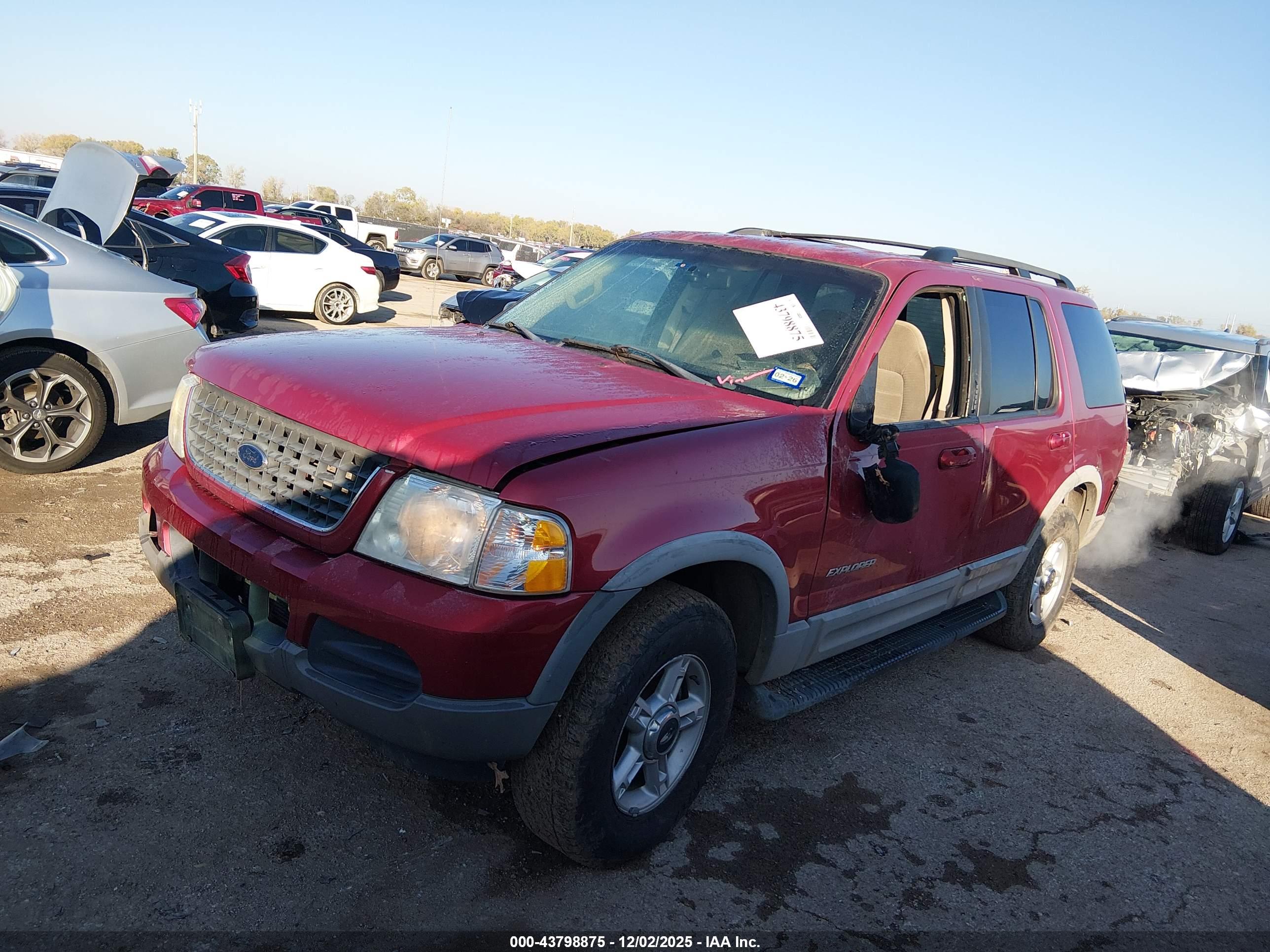 FORD EXPLORER image 2