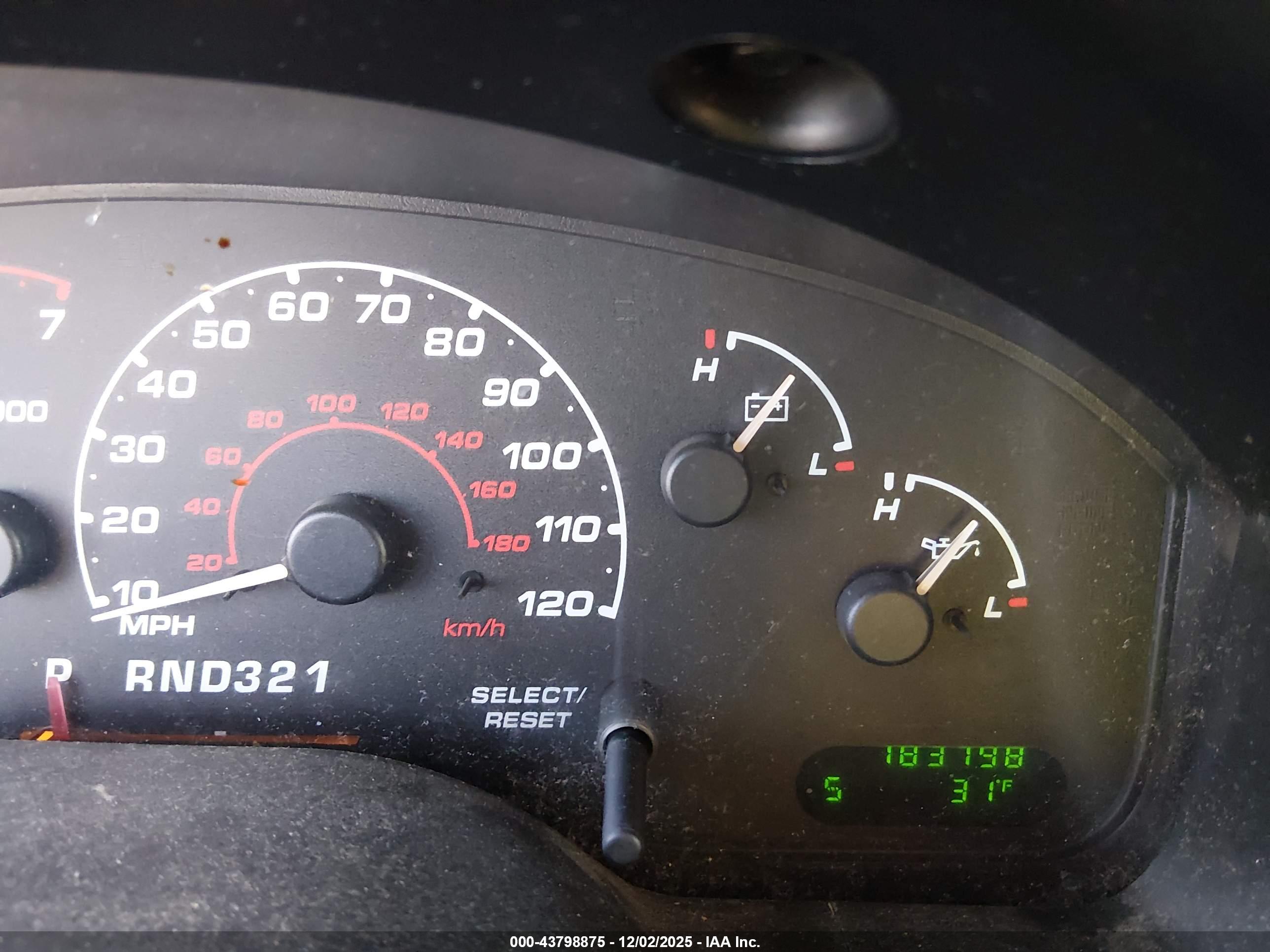 FORD EXPLORER image 7