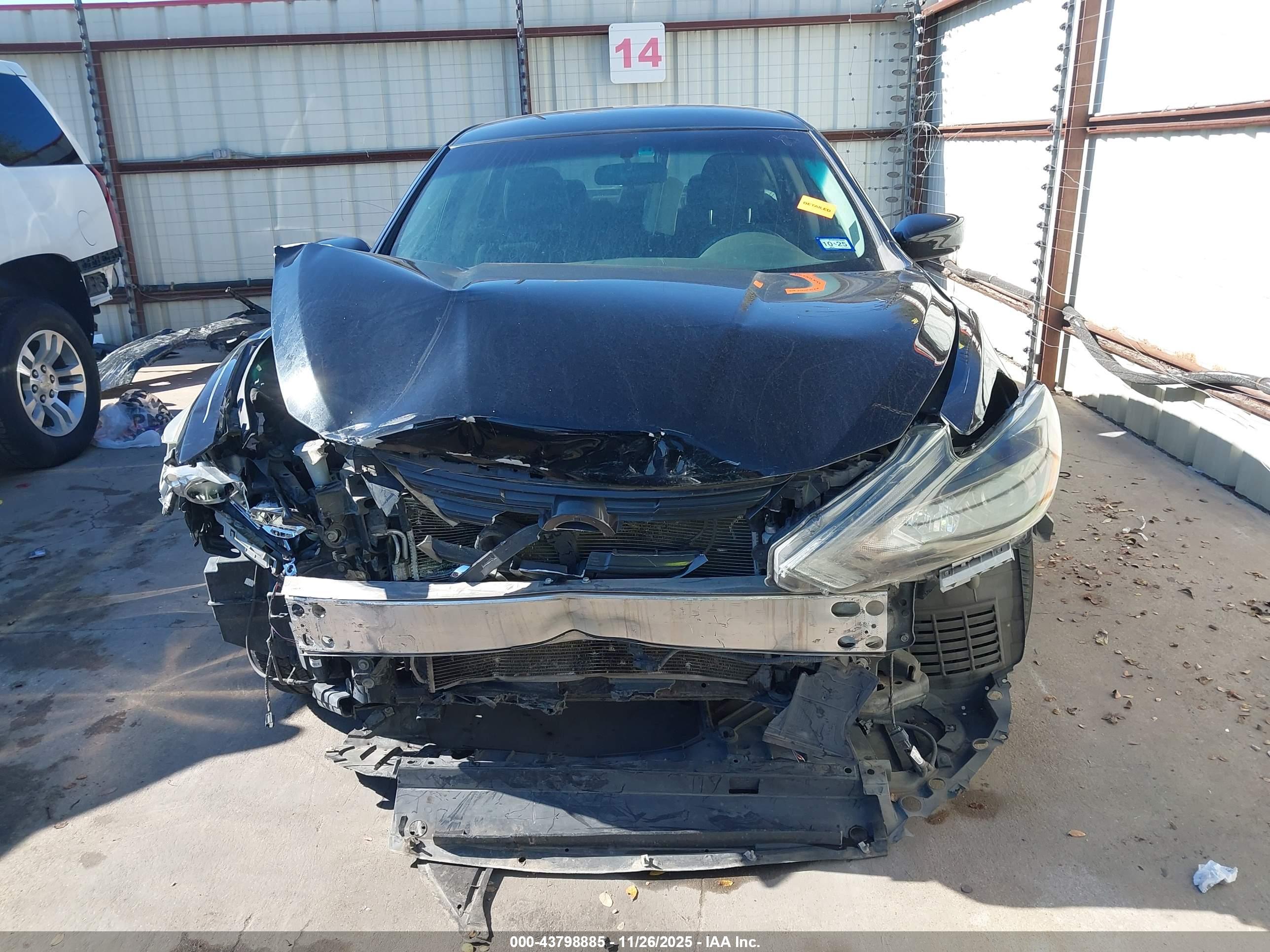 NISSAN ALTIMA image 6