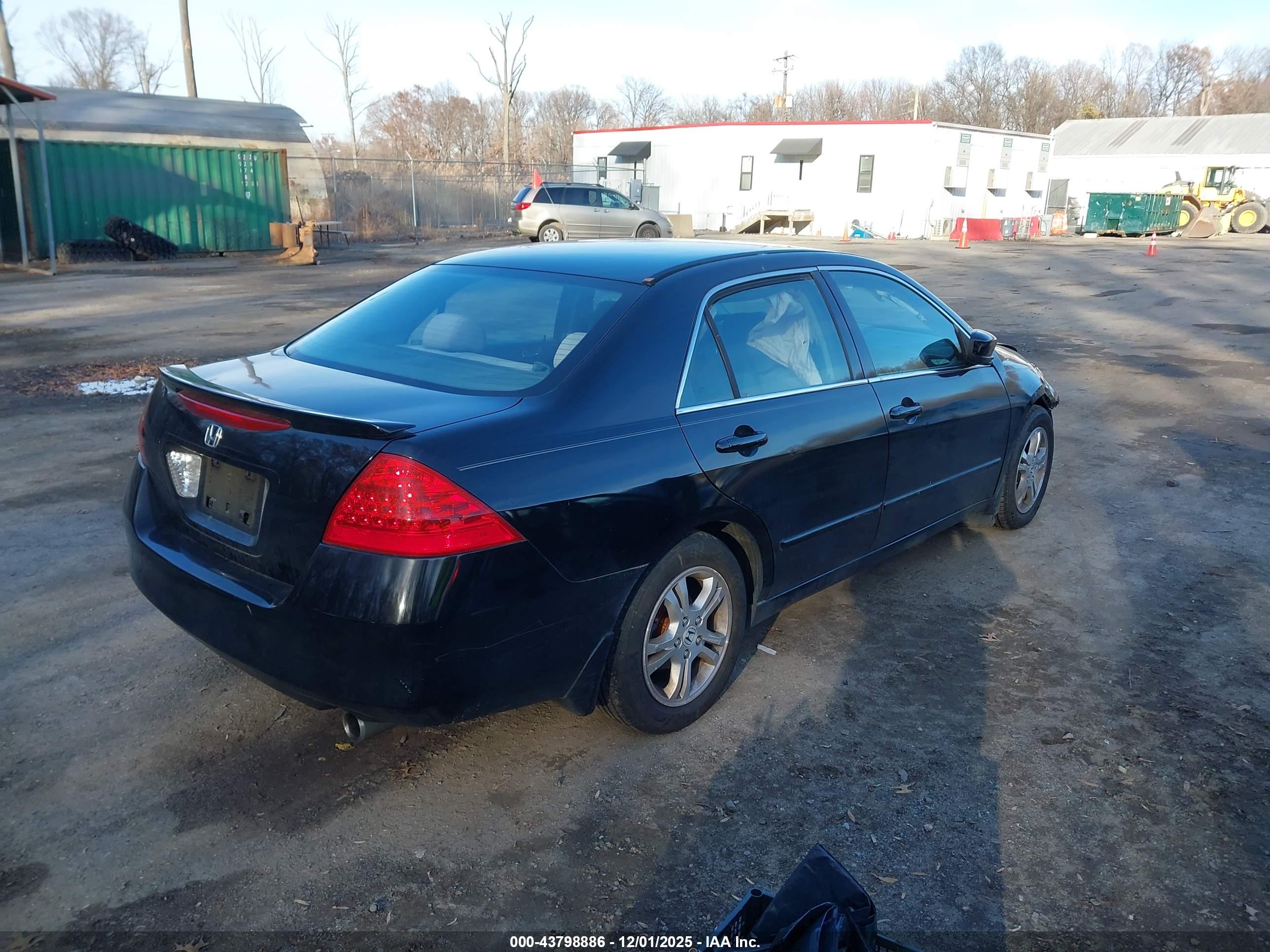 HONDA ACCORD image 4