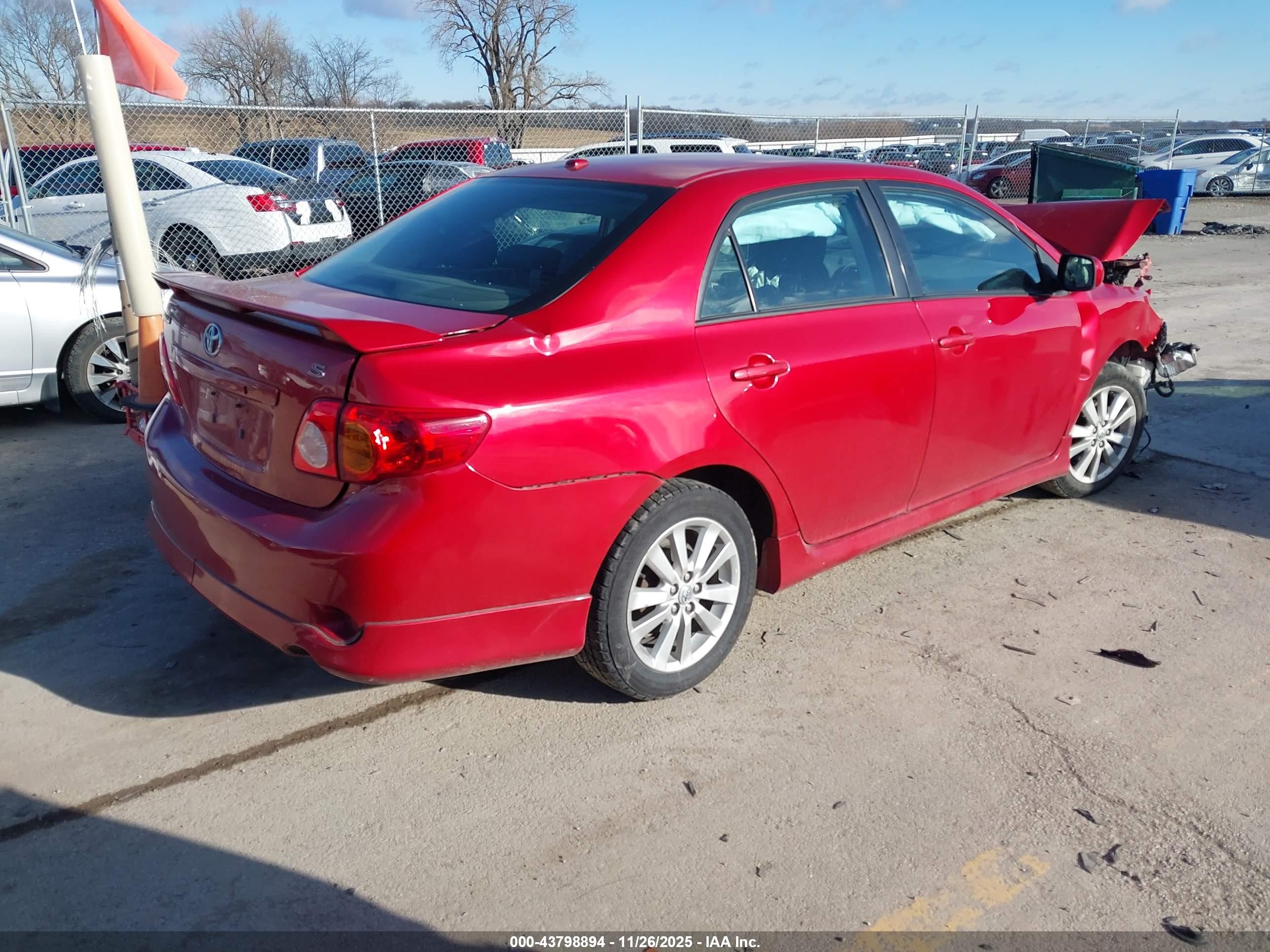 TOYOTA COROLLA image 4