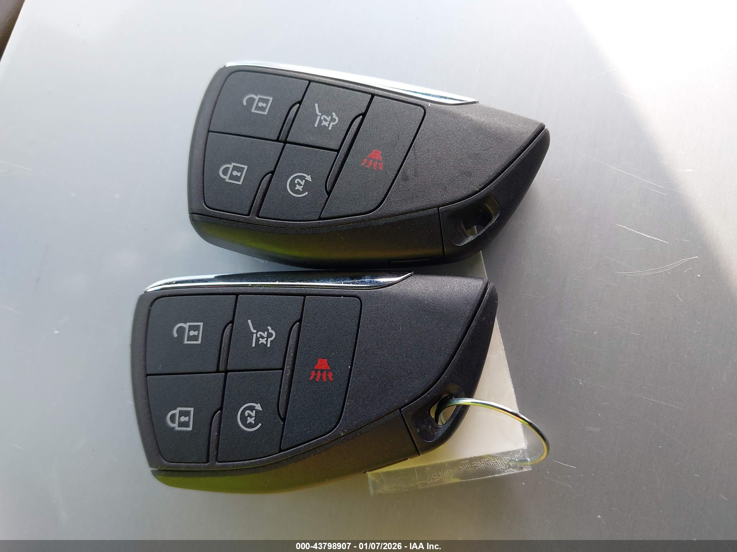 CHEVROLET TRAVERSE image 11