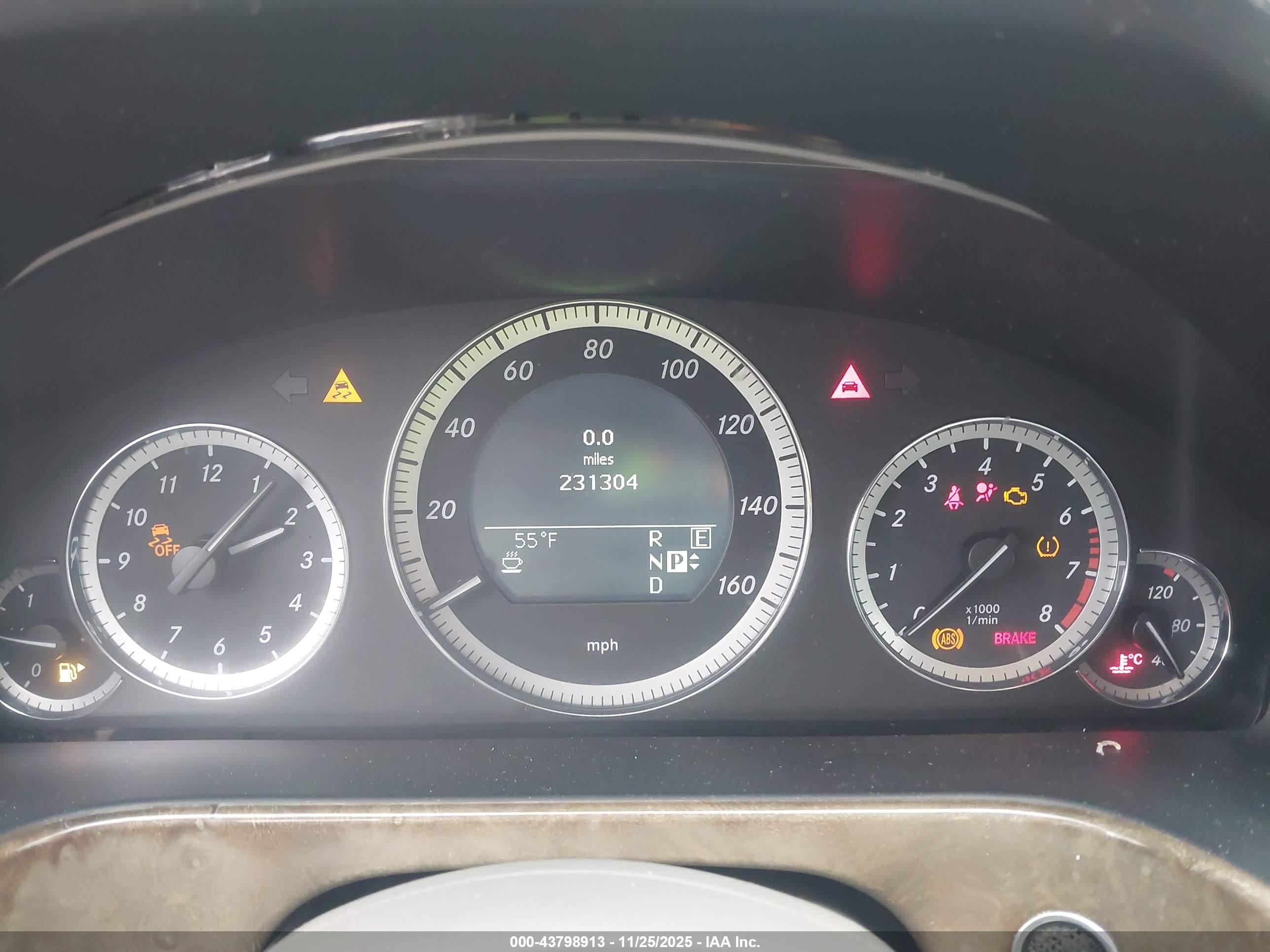MERCEDES-BENZ E image 7