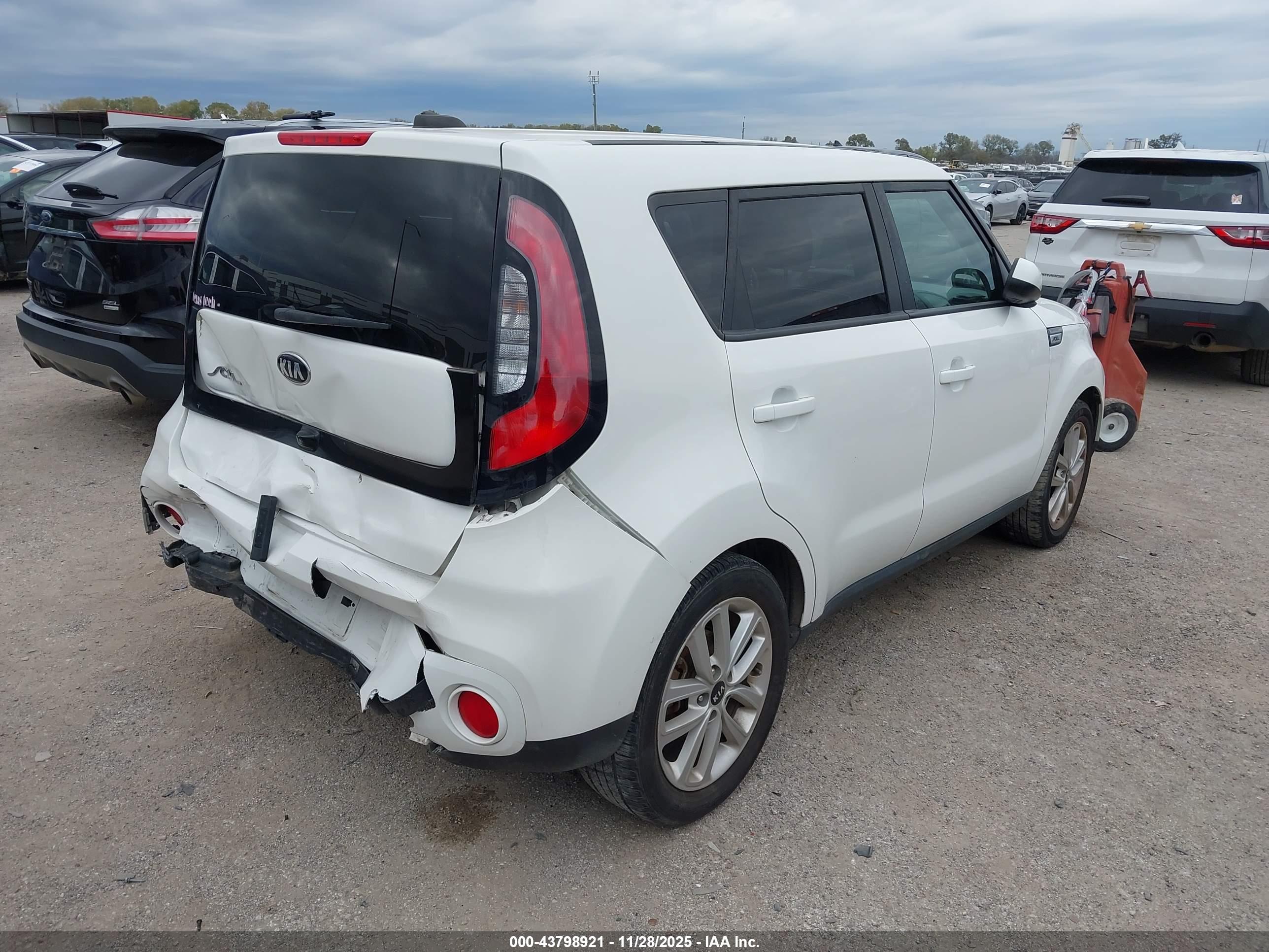 KIA SOUL image 4