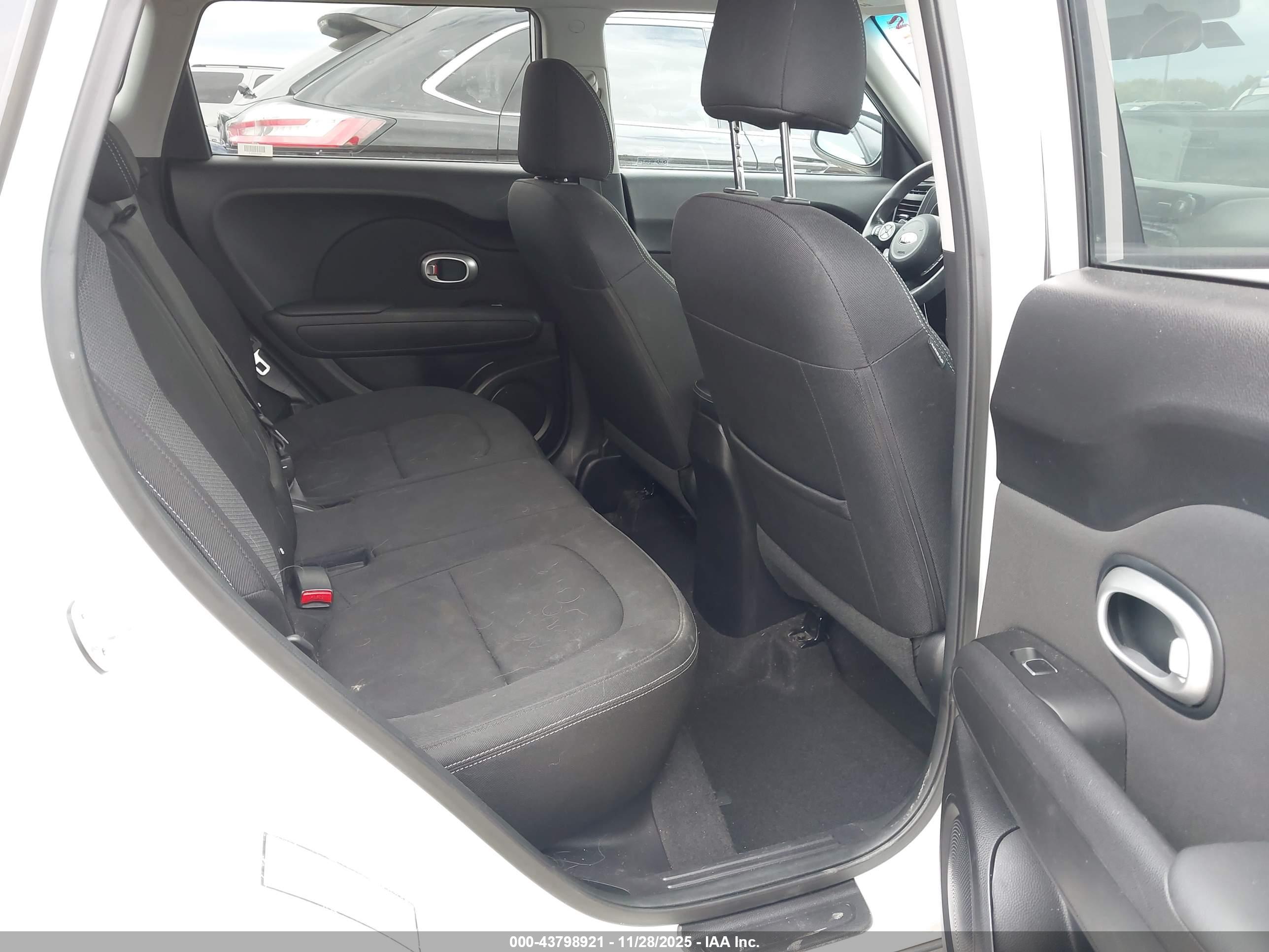 KIA SOUL image 8