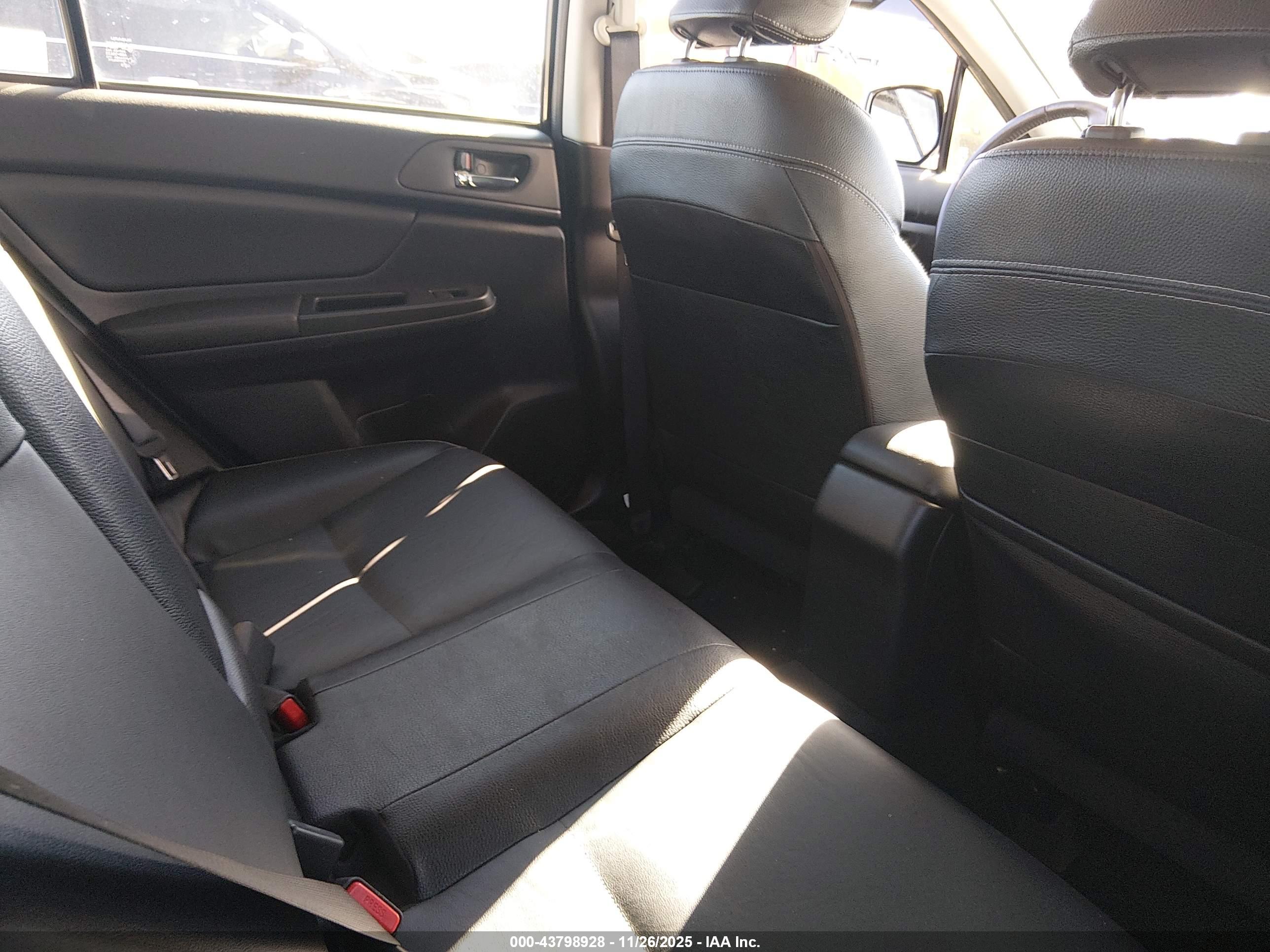 SUBARU IMPREZA image 8