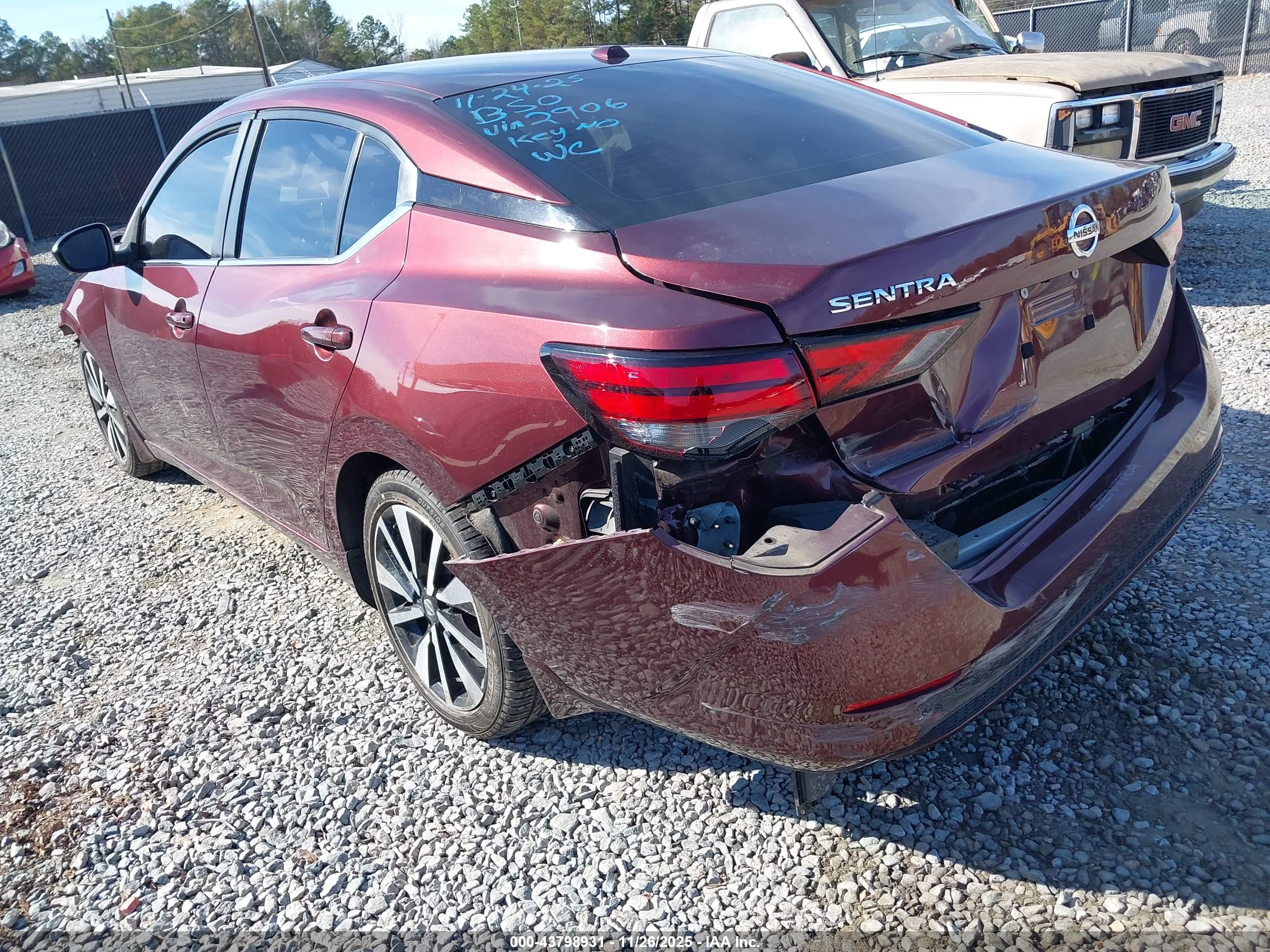 NISSAN SENTRA image 3
