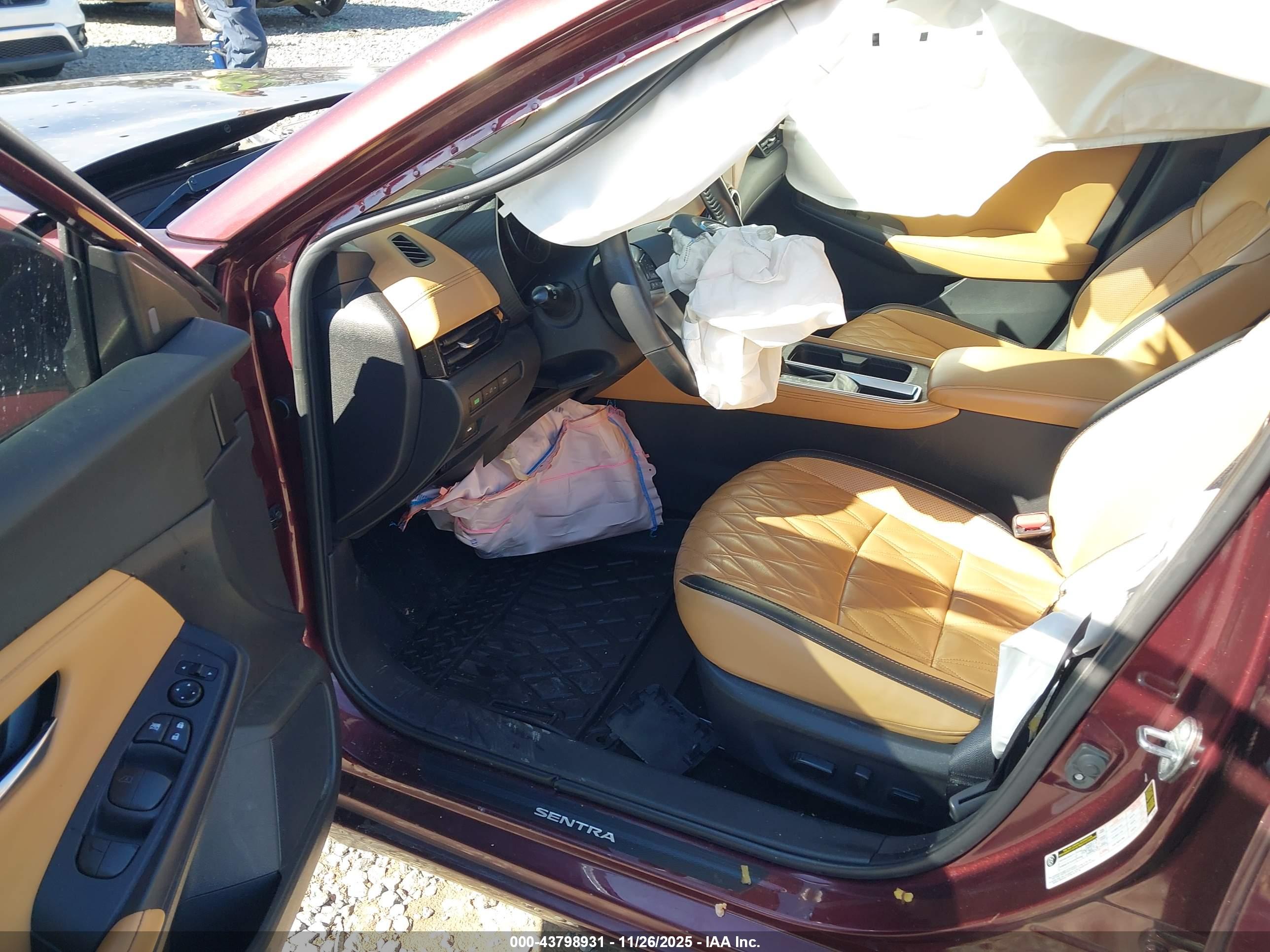 NISSAN SENTRA image 5