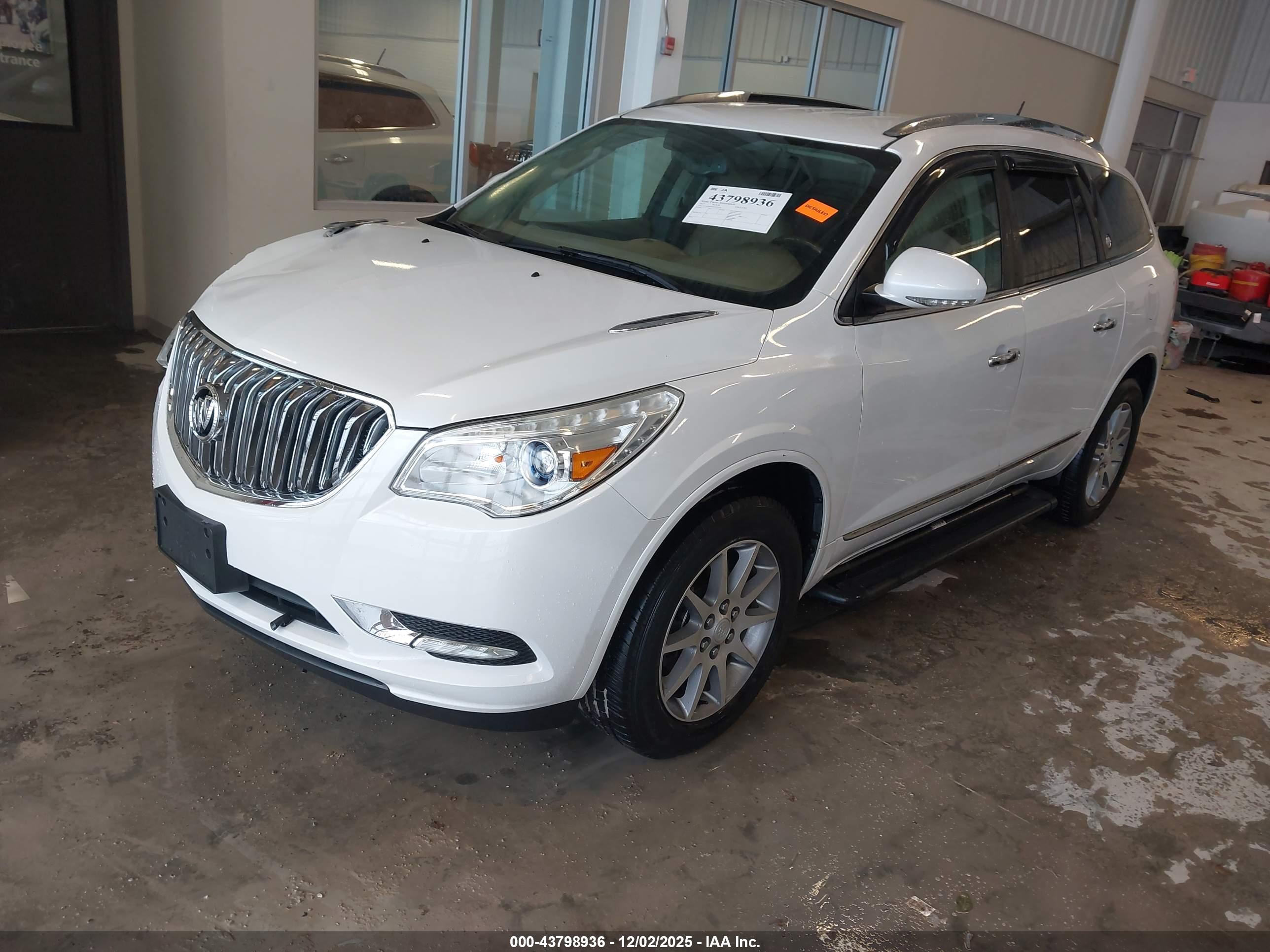 BUICK ENCLAVE image 2