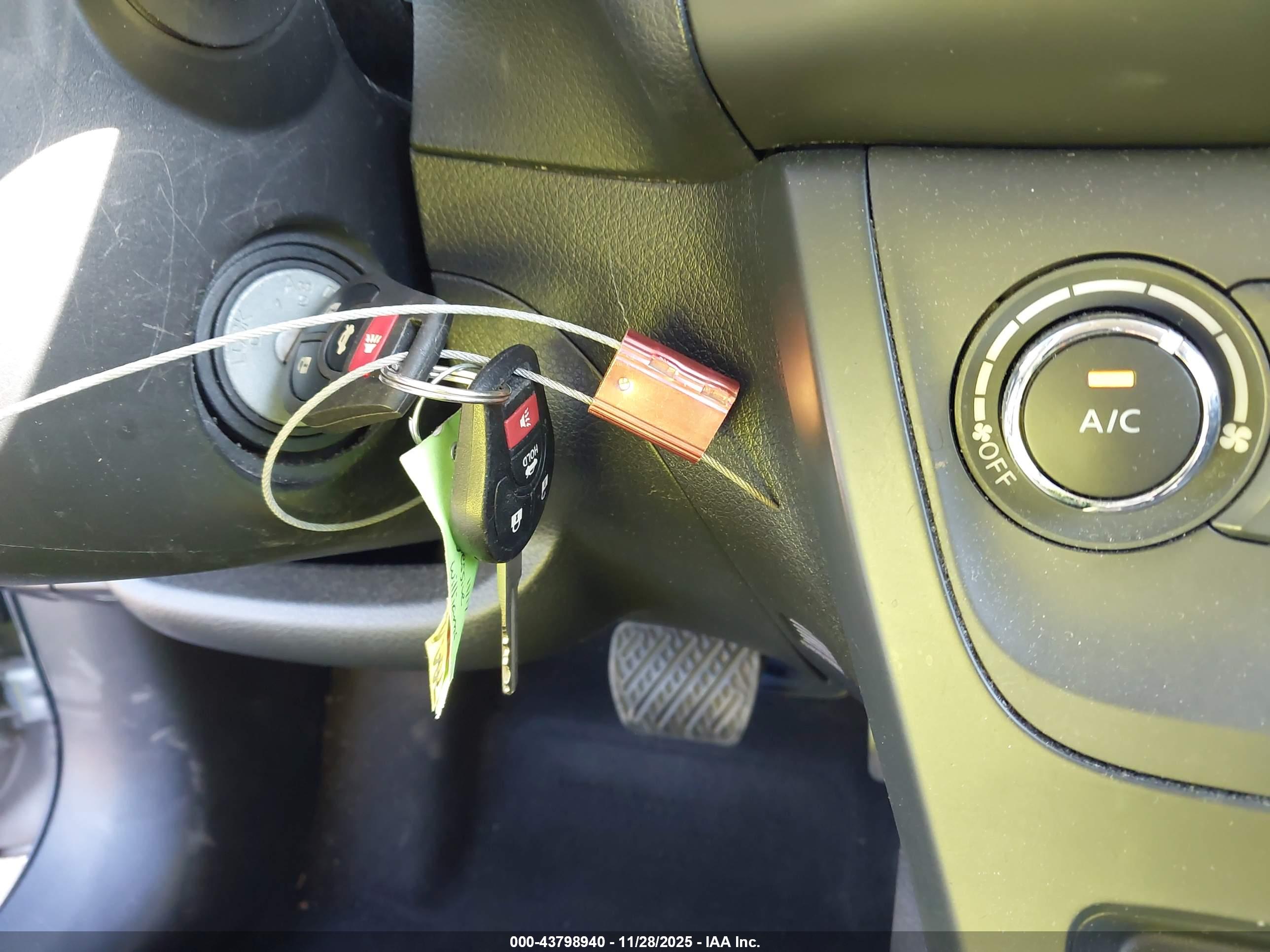 NISSAN SENTRA image 11