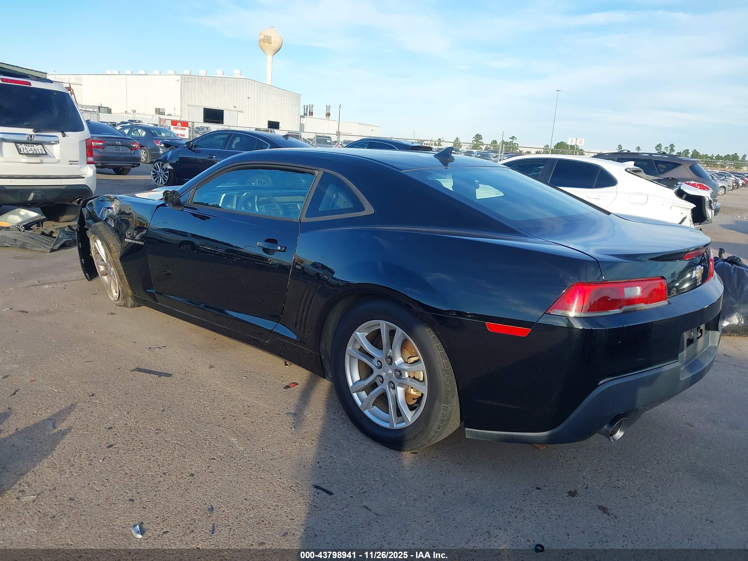 CHEVROLET CAMARO image 3