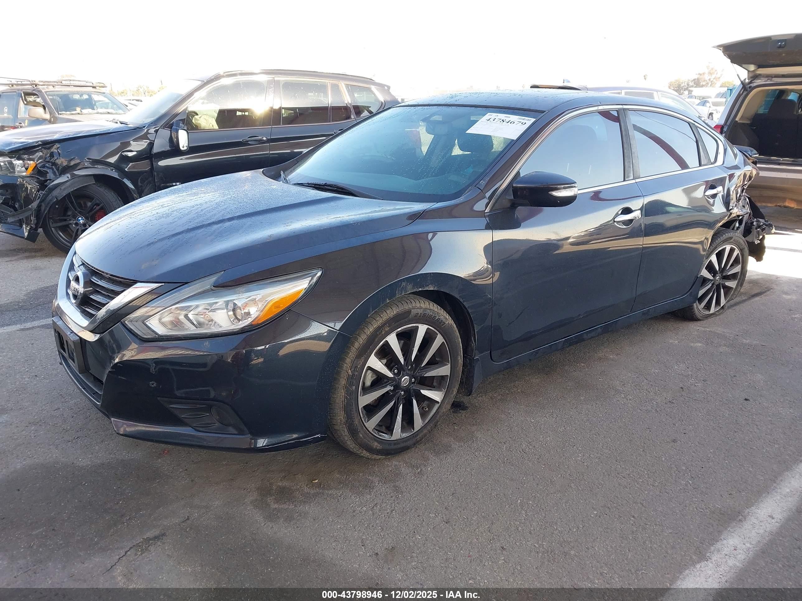 NISSAN ALTIMA image 2