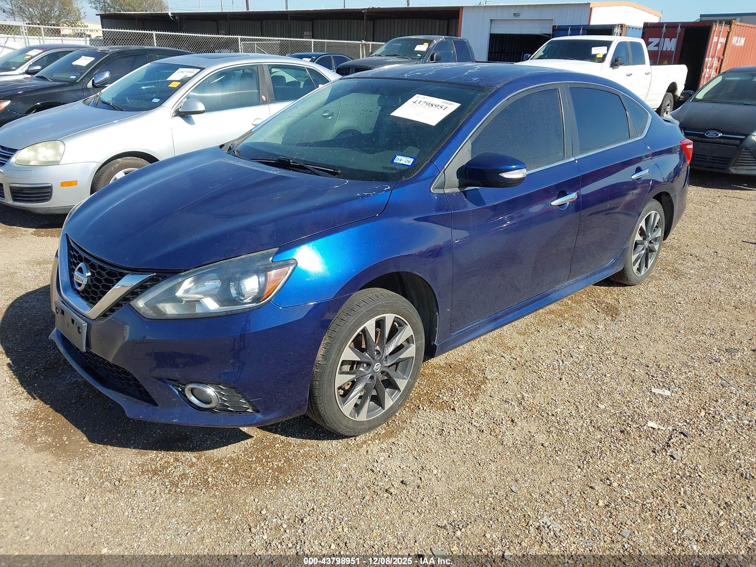 NISSAN SENTRA image 2