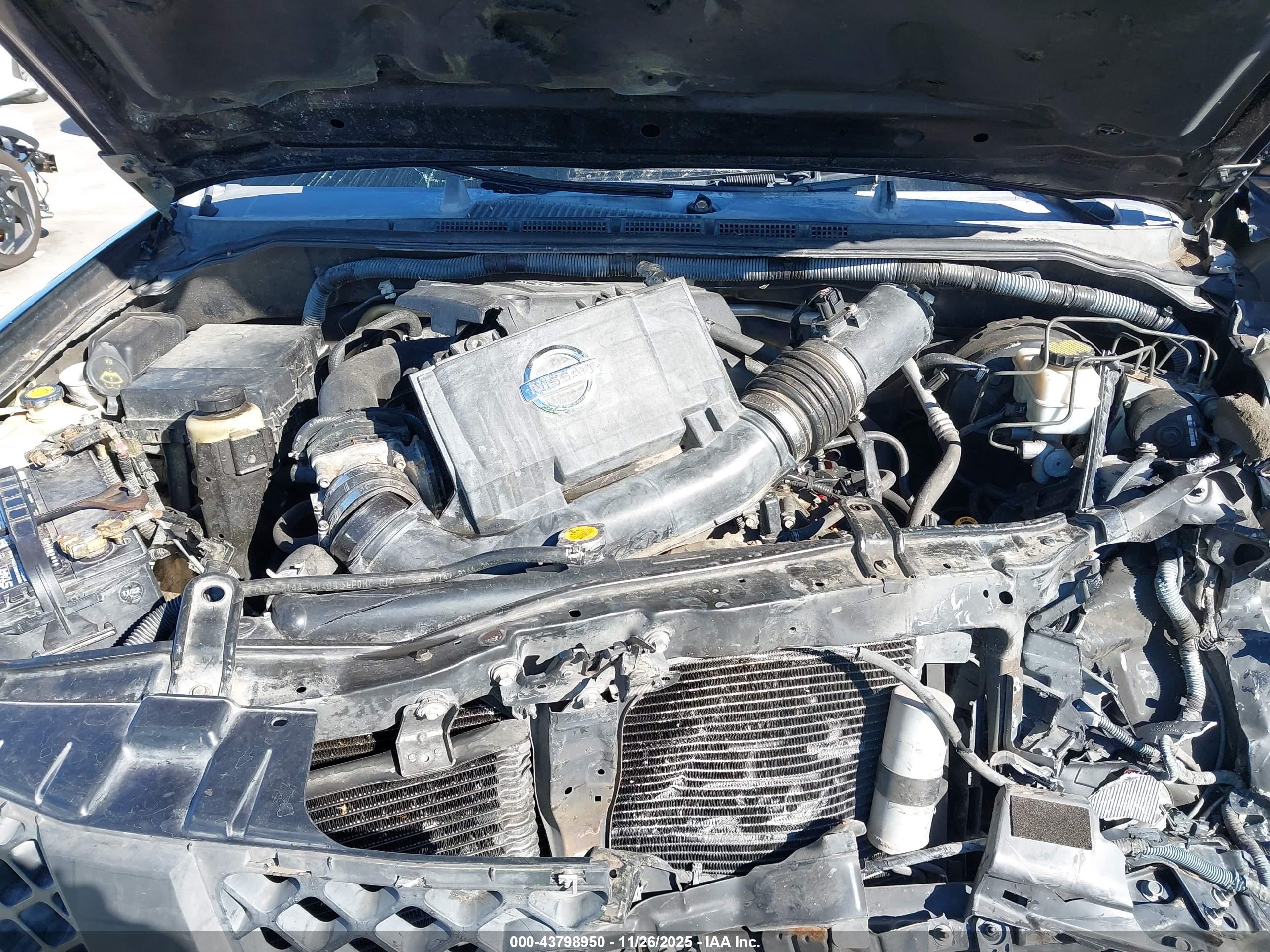 NISSAN FRONTIER image 10