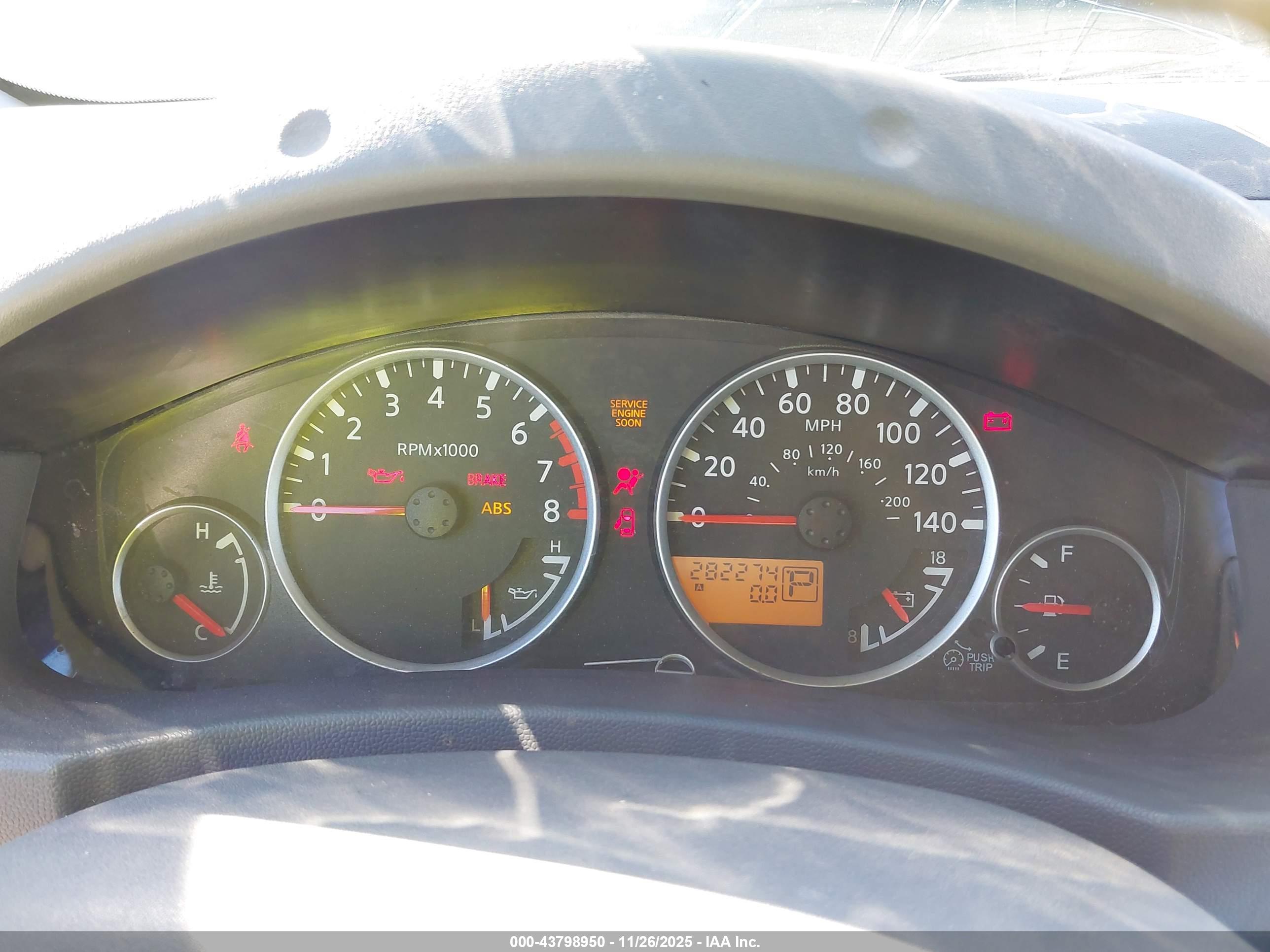 NISSAN FRONTIER image 7