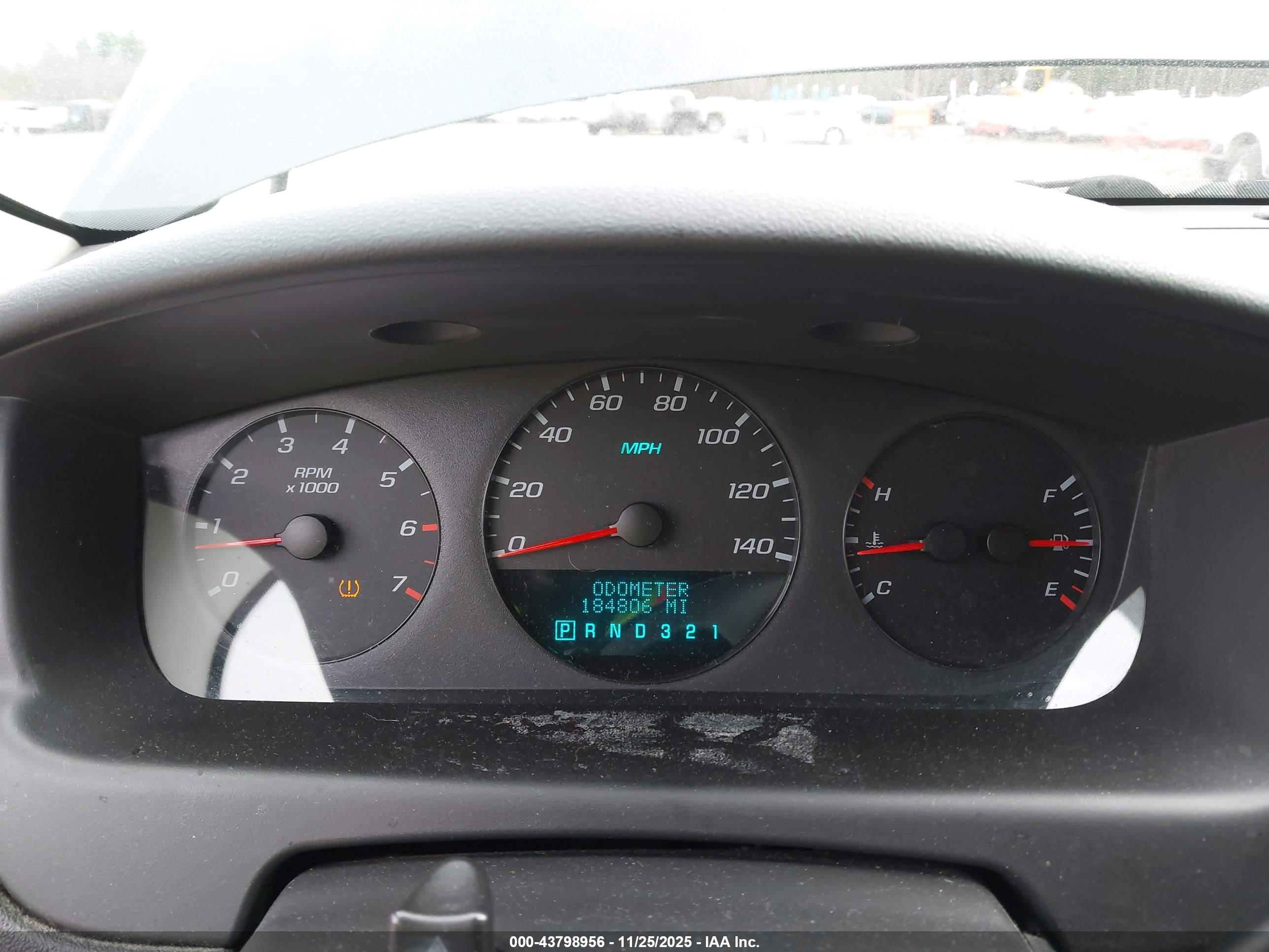 CHEVROLET IMPALA image 7
