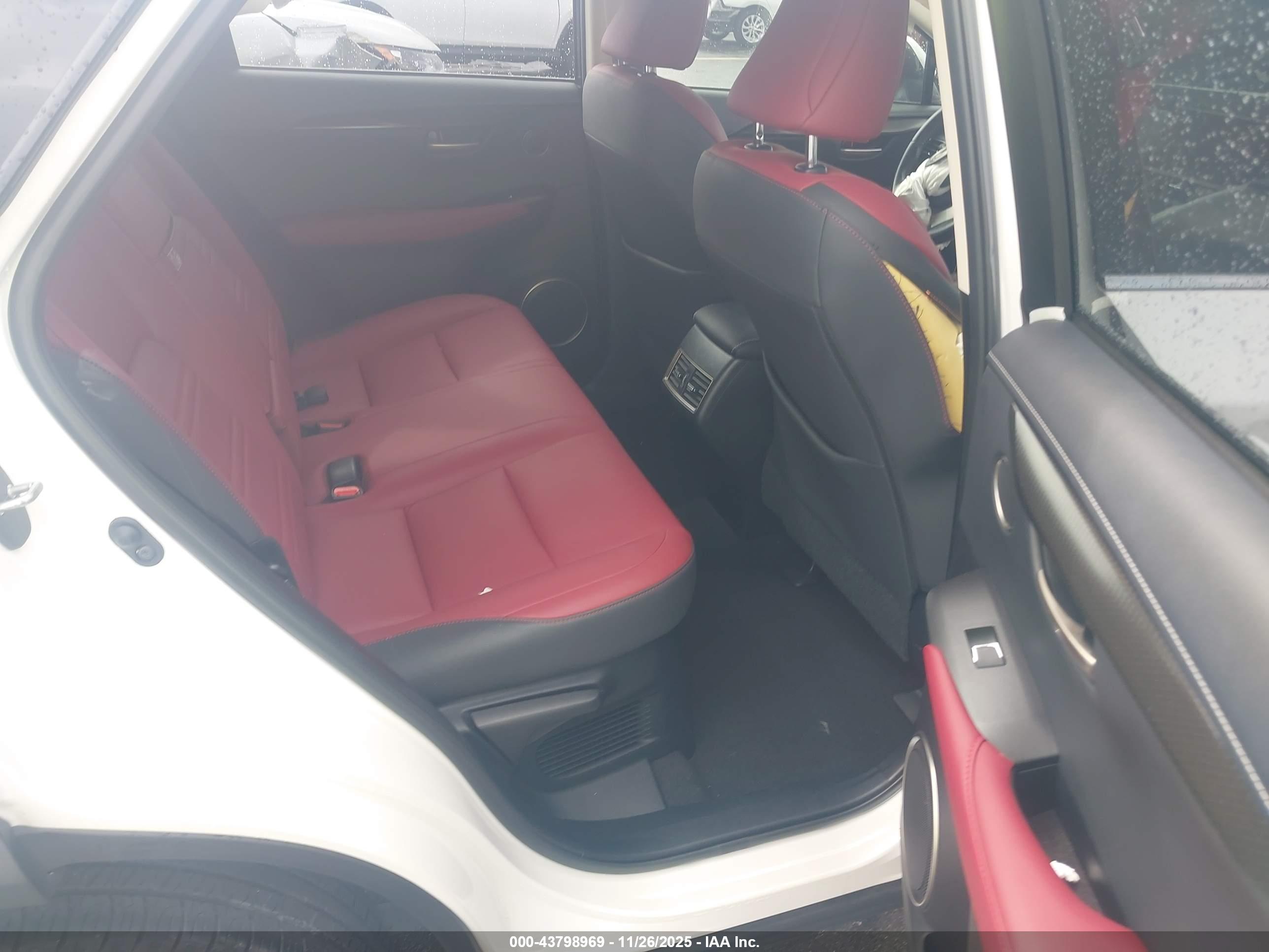 LEXUS NX image 8