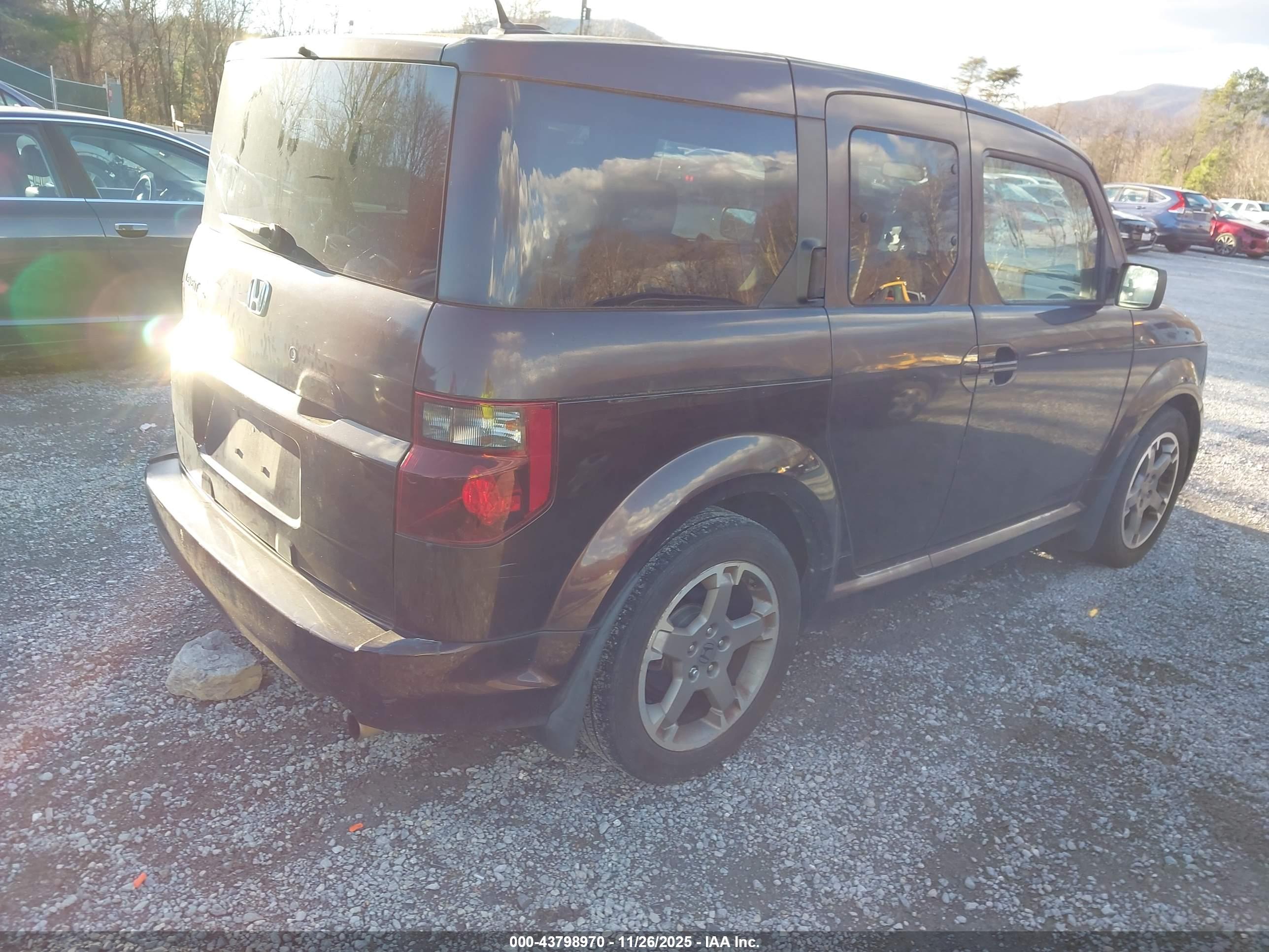 HONDA ELEMENT image 4