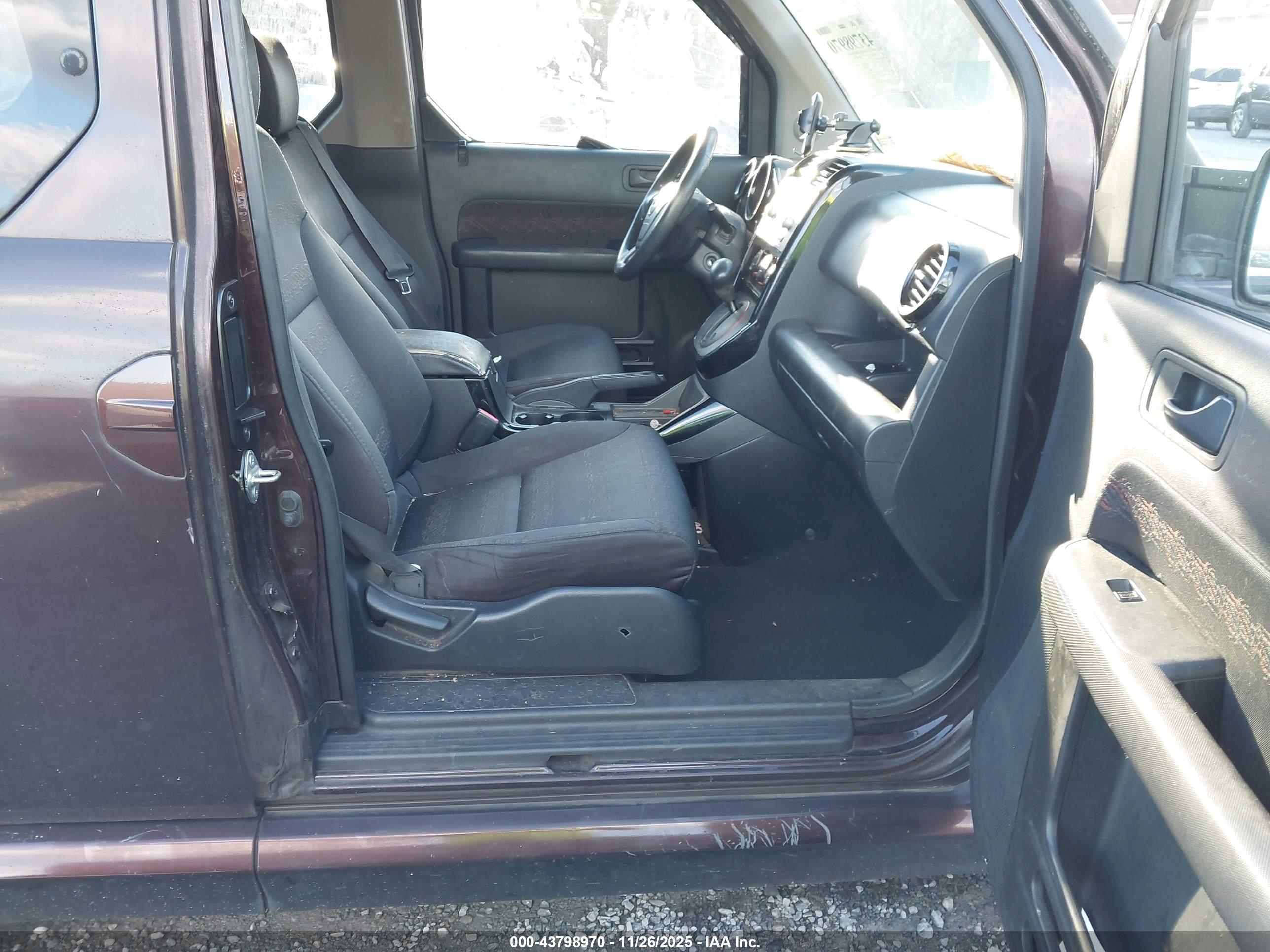 HONDA ELEMENT image 5