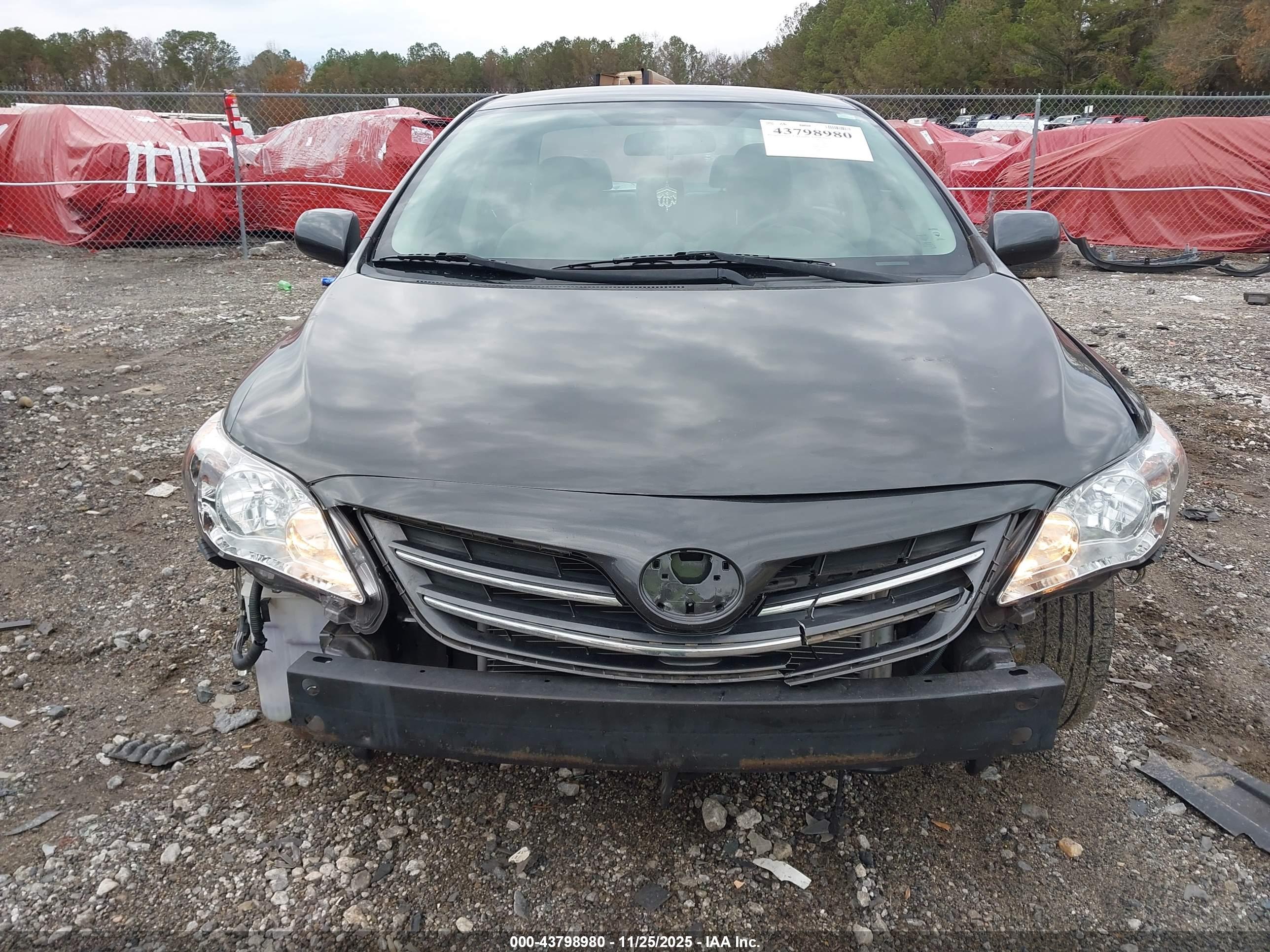 TOYOTA COROLLA image 6