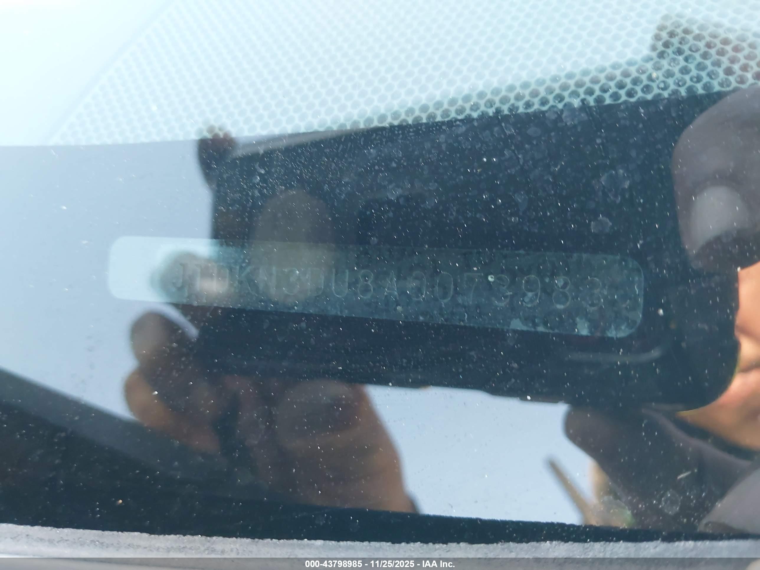 TOYOTA PRIUS image 9