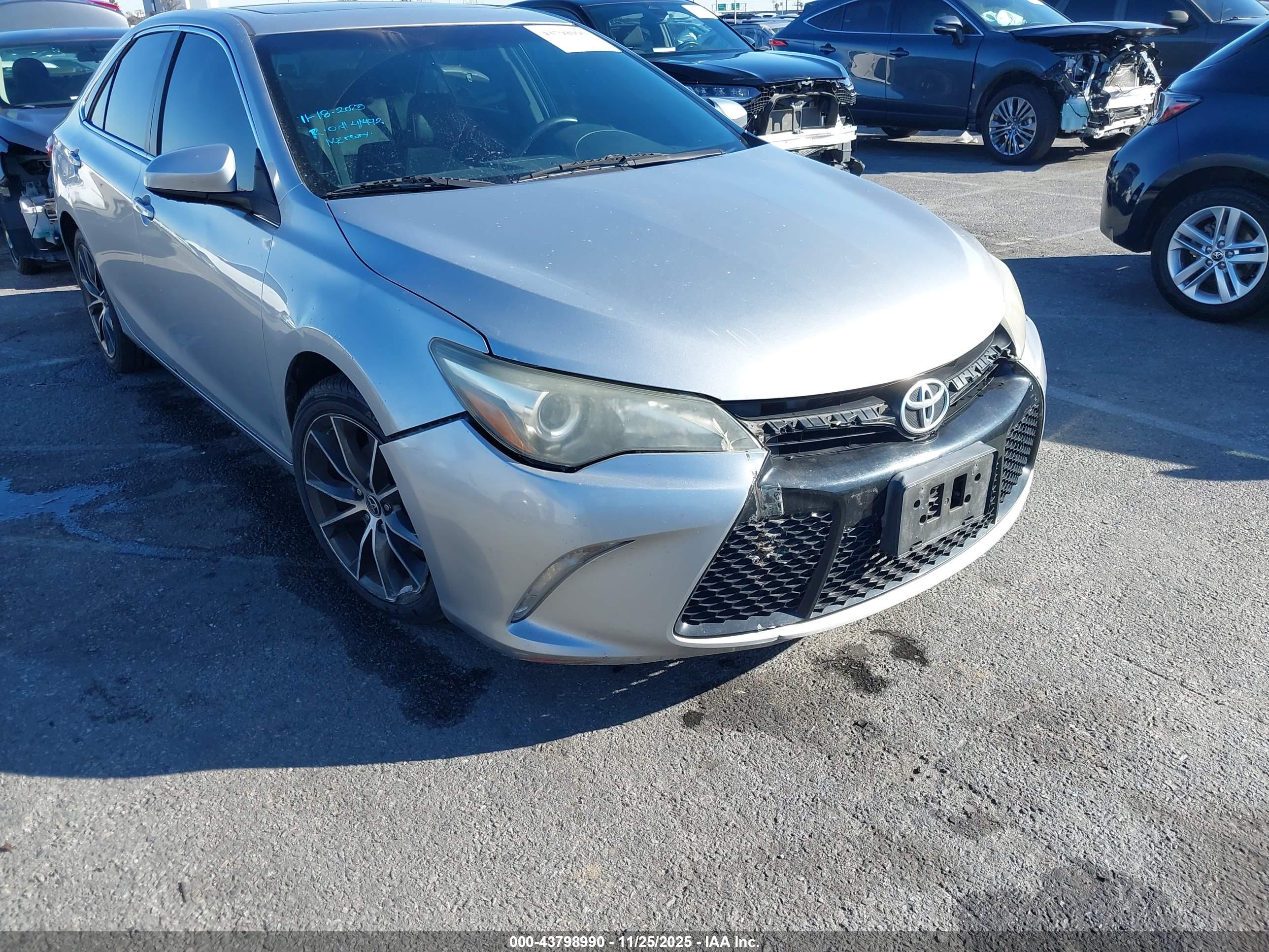 TOYOTA CAMRY image 6